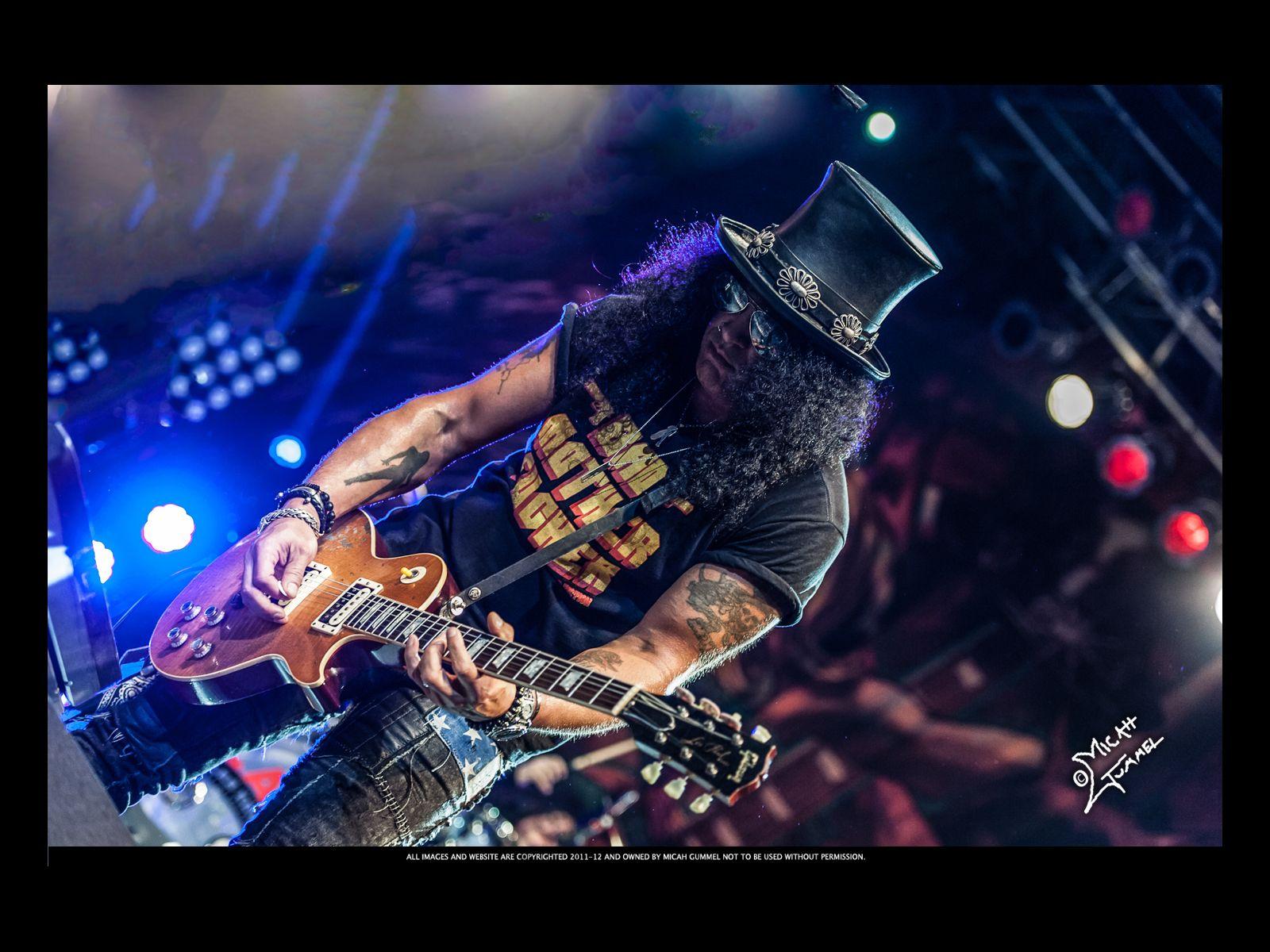 SLASH feat. Myles Kennedy and the Conspirators England Music News