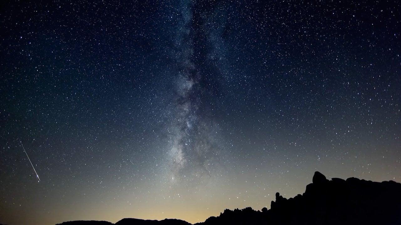 Joshua Tree during the 2013 Perseid Meteor Shower on Vimeo