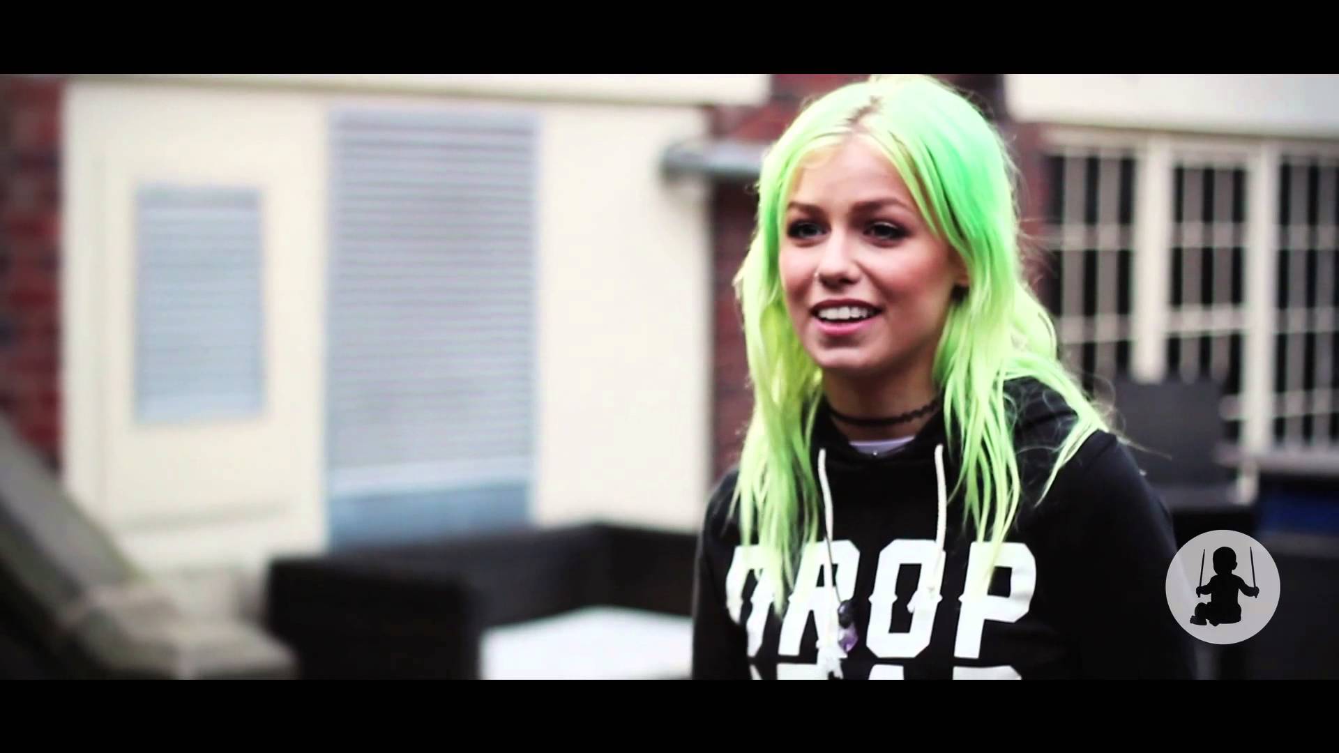 Interview with Jenna McDougall of Tonight Alive