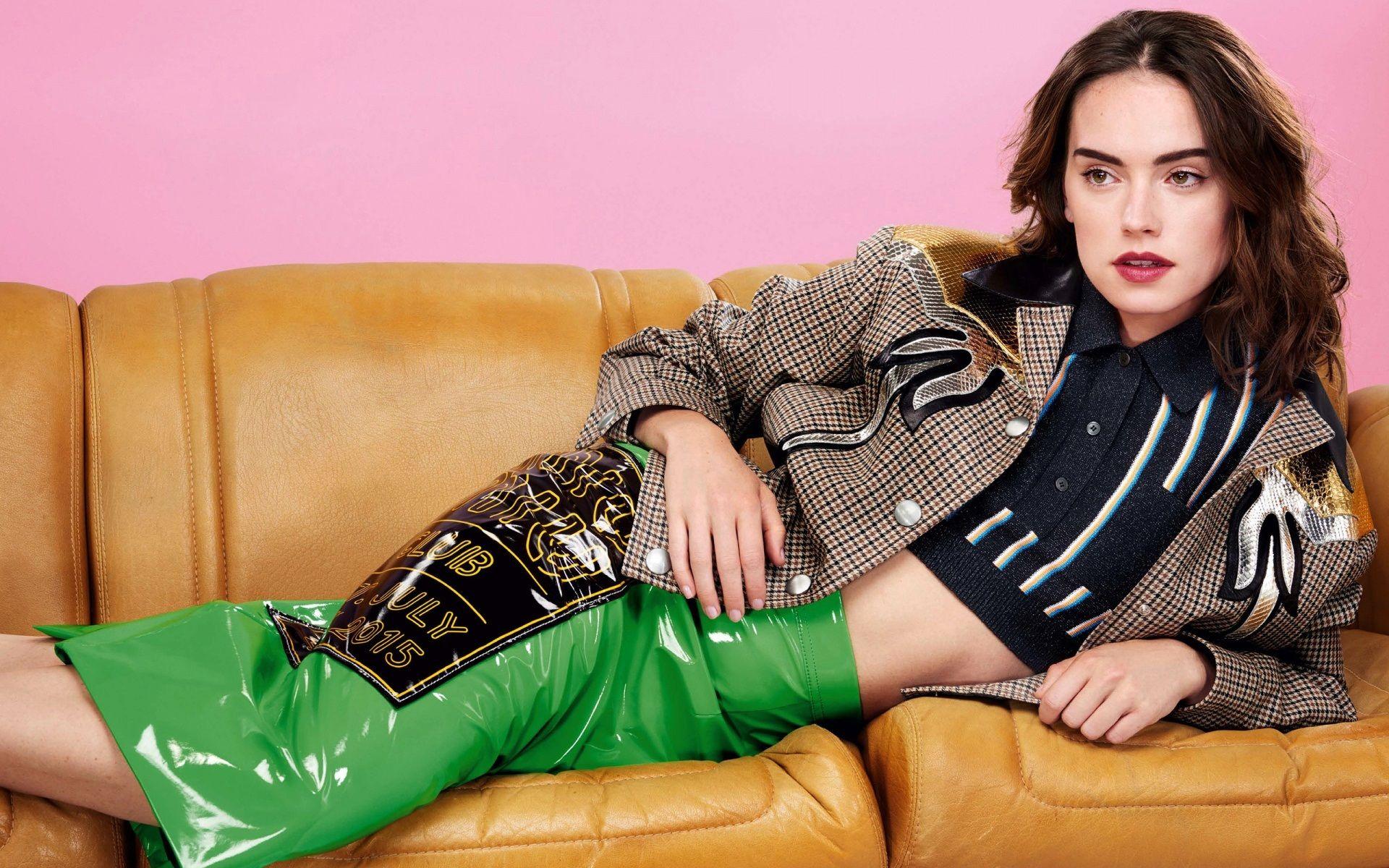 Daisy Ridley 2017 Wallpaper 11010