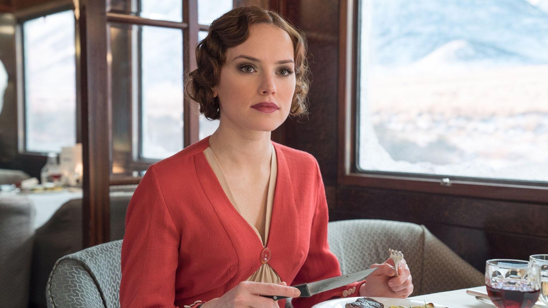 Murder on the Orient Express Daisy R. Wallpaper