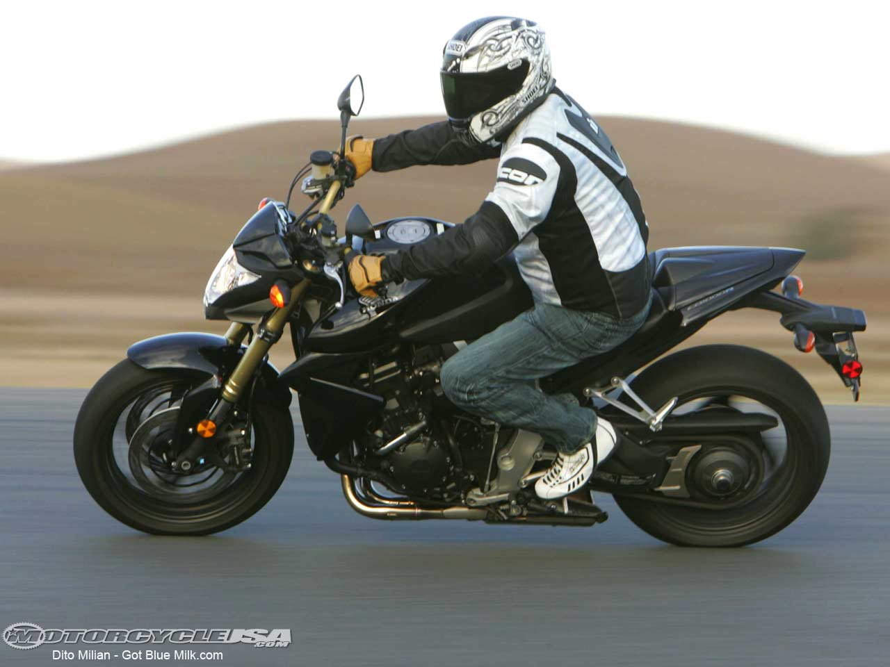 Honda CB1000R Fighter Shootout Photo