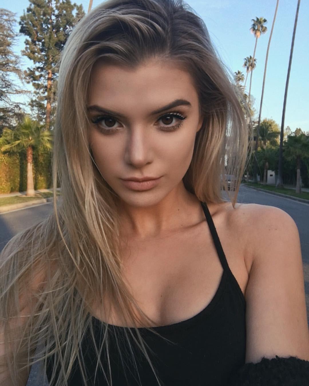 Alissa Violet Marina Ford, 17 years old. 