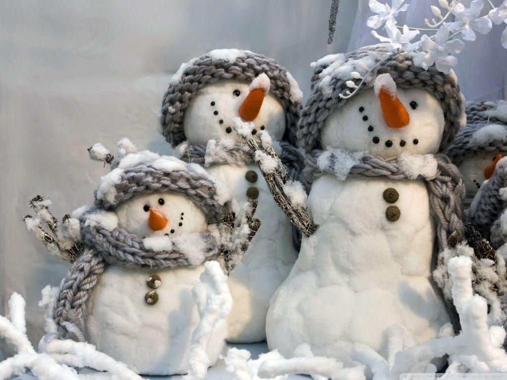 Snowmen wallpaper