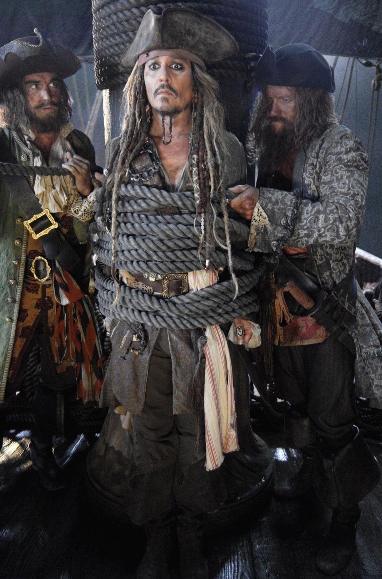 Pirates of the Caribbean: Dead Men Tell No Tales 358596 Gallery