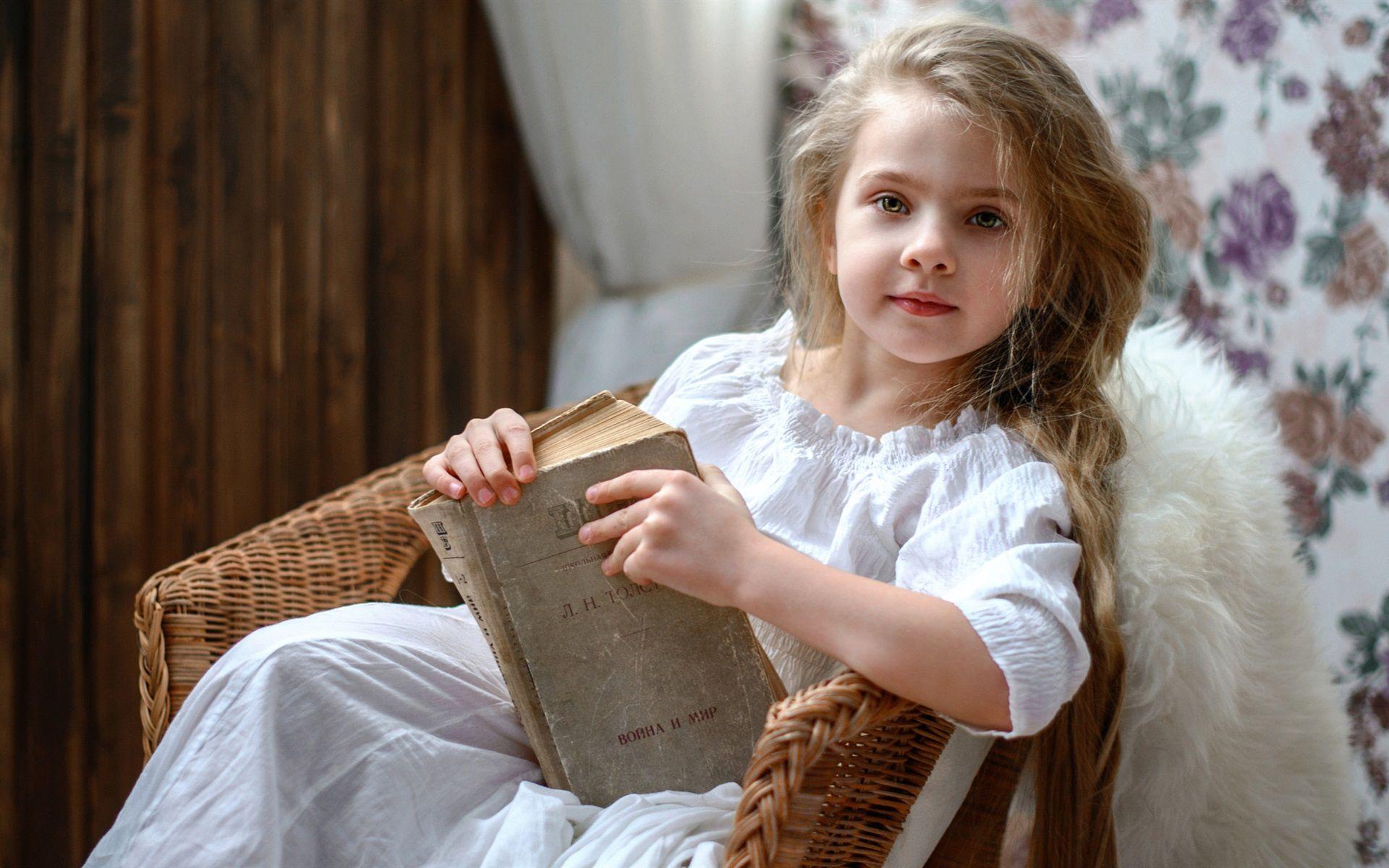 Russia cute little girl reading book Wallpaper. Cute. HD