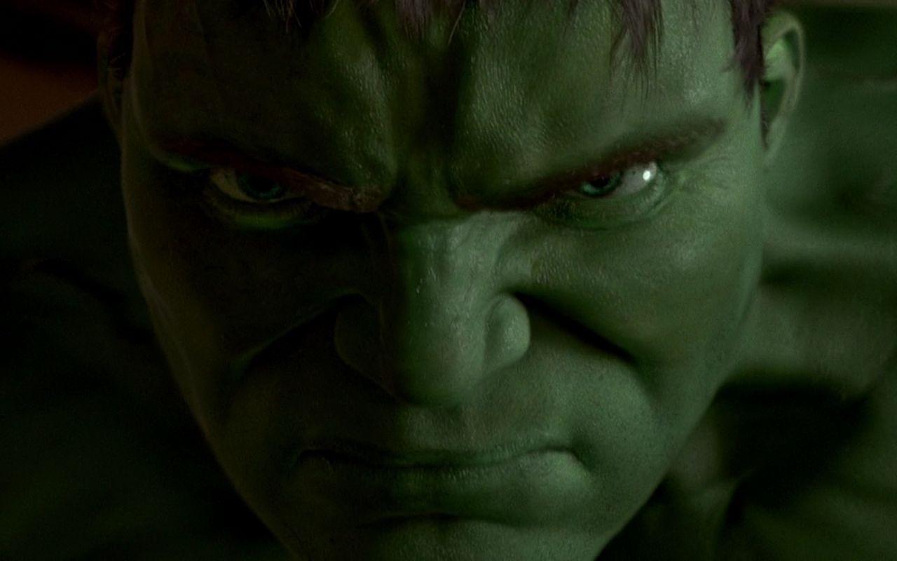angry hulk eyes wallpaper