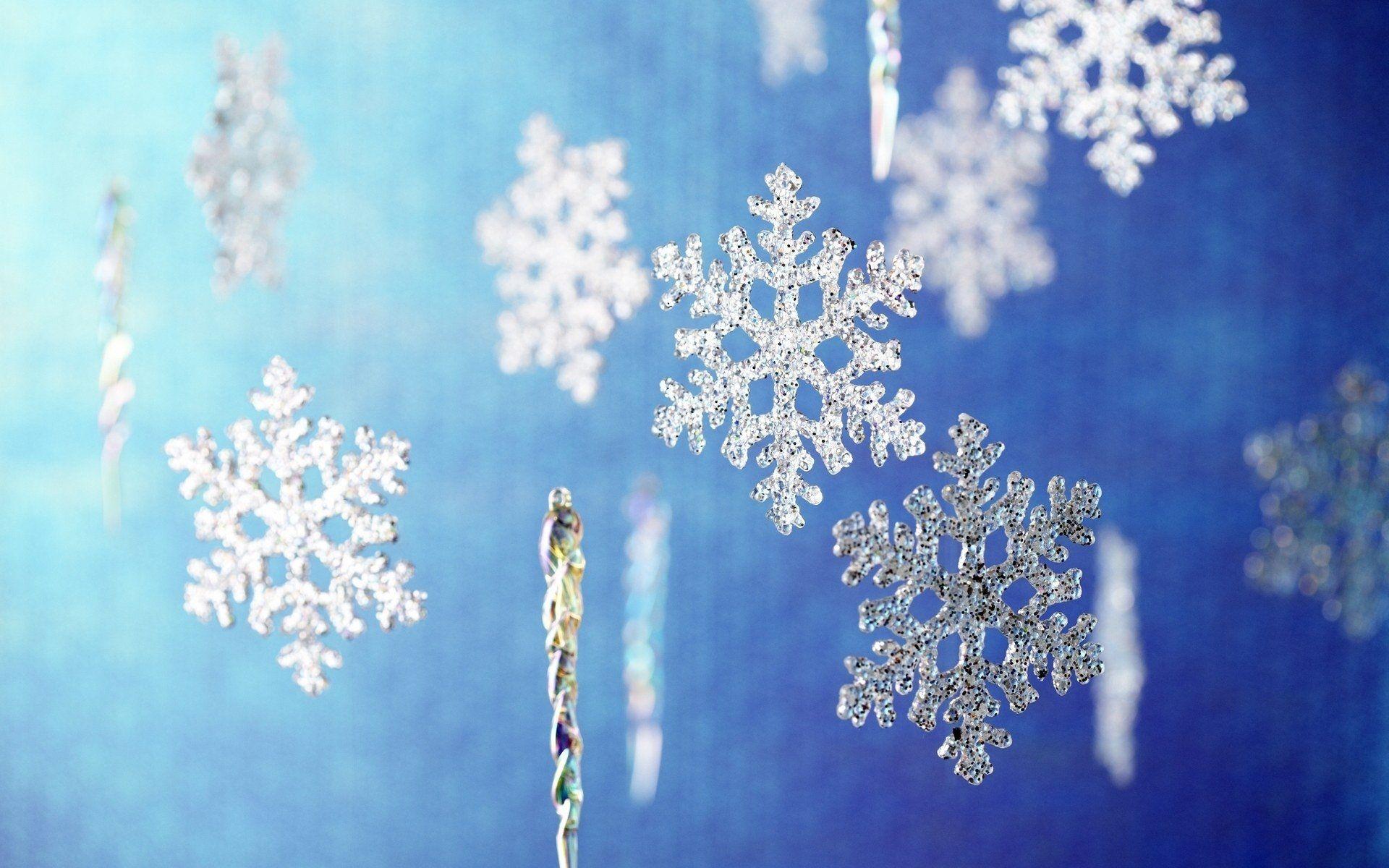 Snowflakes Blue Wallpaper Wallpaper Christmas Wallpaperhd Sparkly