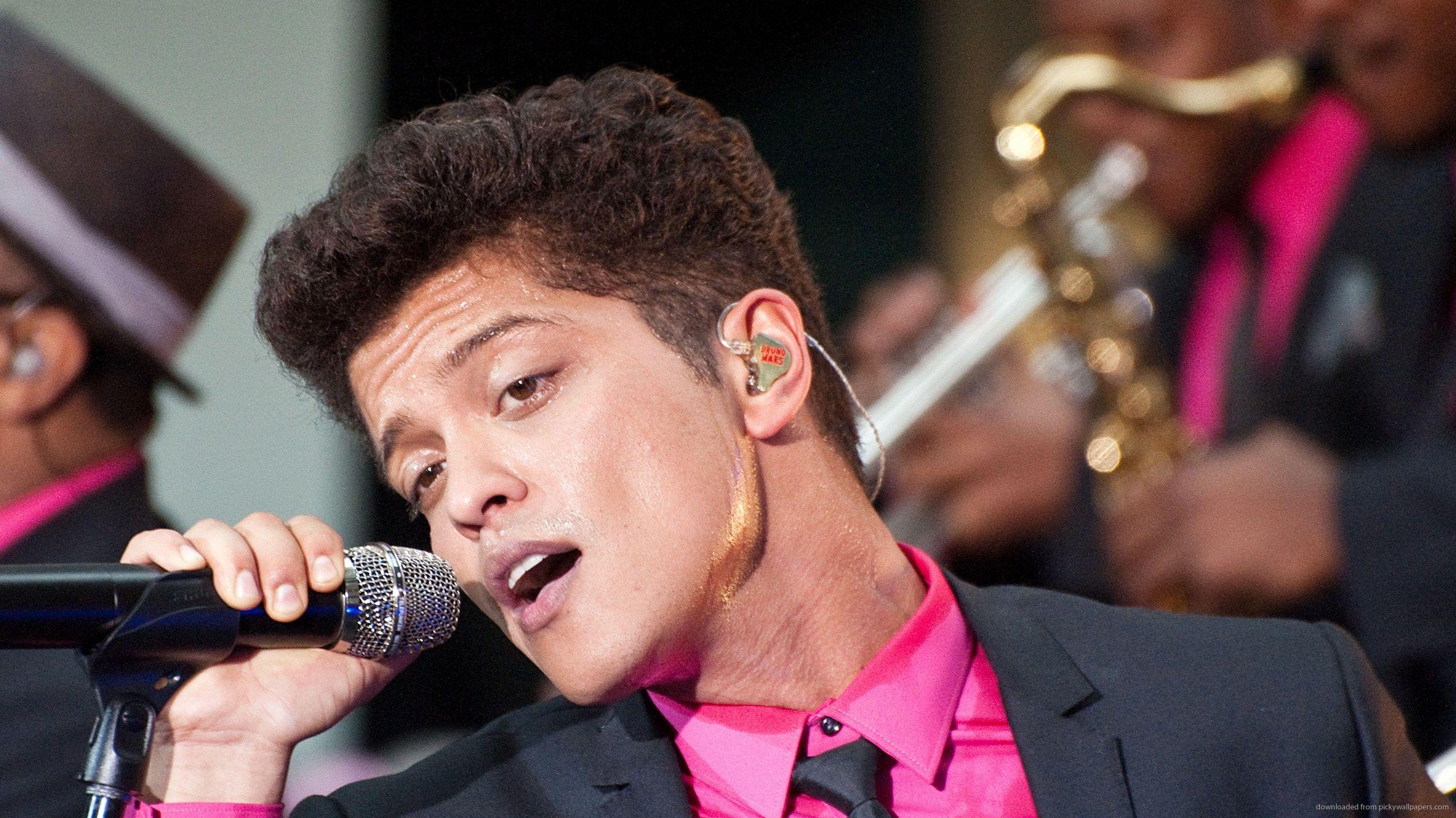 Top Bruno Mars Songs To Listen To In 2018 - (Updated 2 Hours Ago)