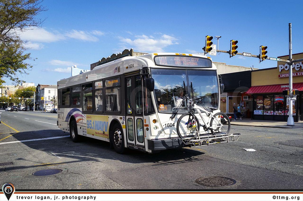 NJ Transit's NABI Bus Photo (2011 12 31 LFW)