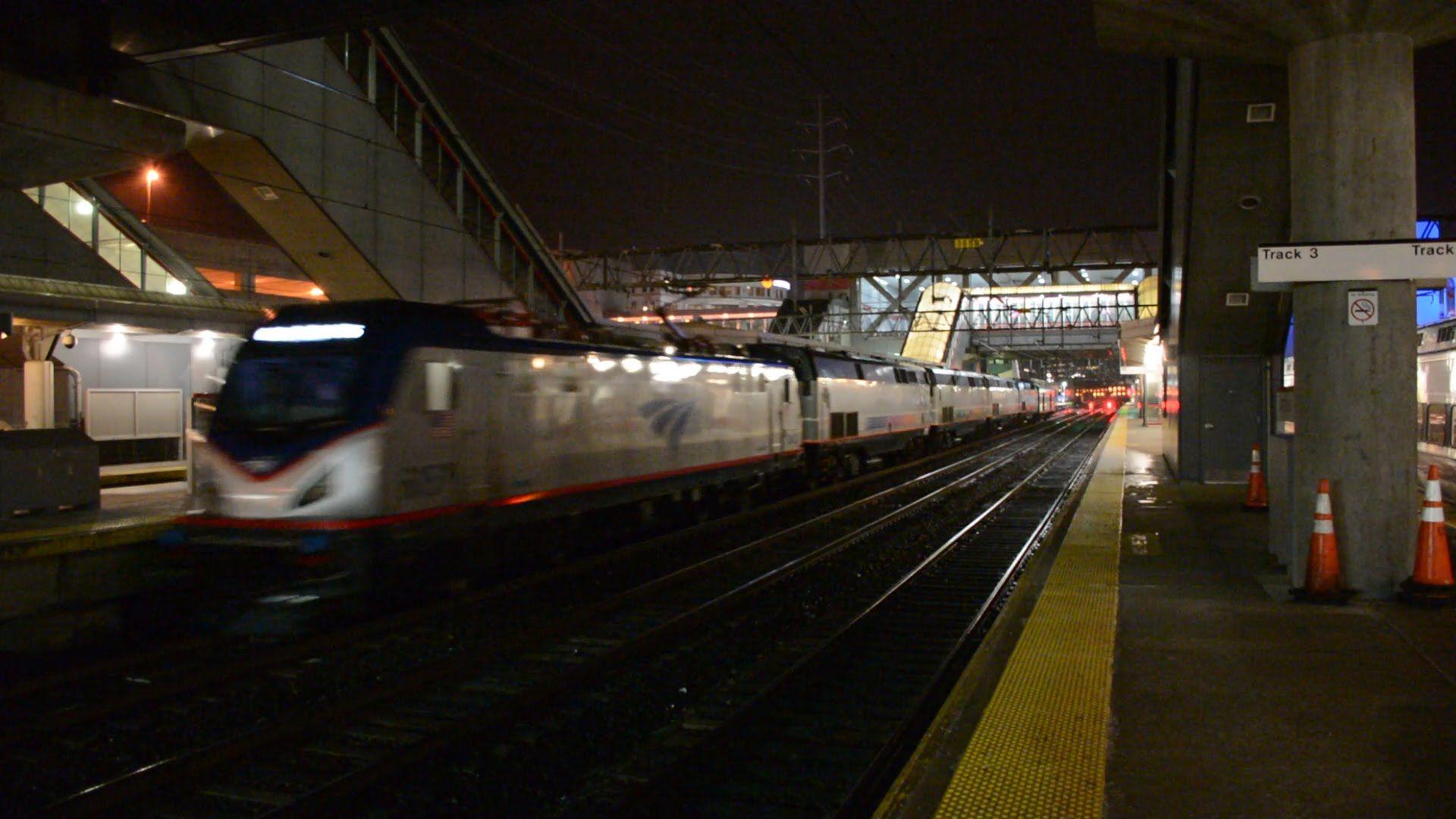 Amtrak Delivery Train: Ex NJT P40DCs To Shore Line East Via New