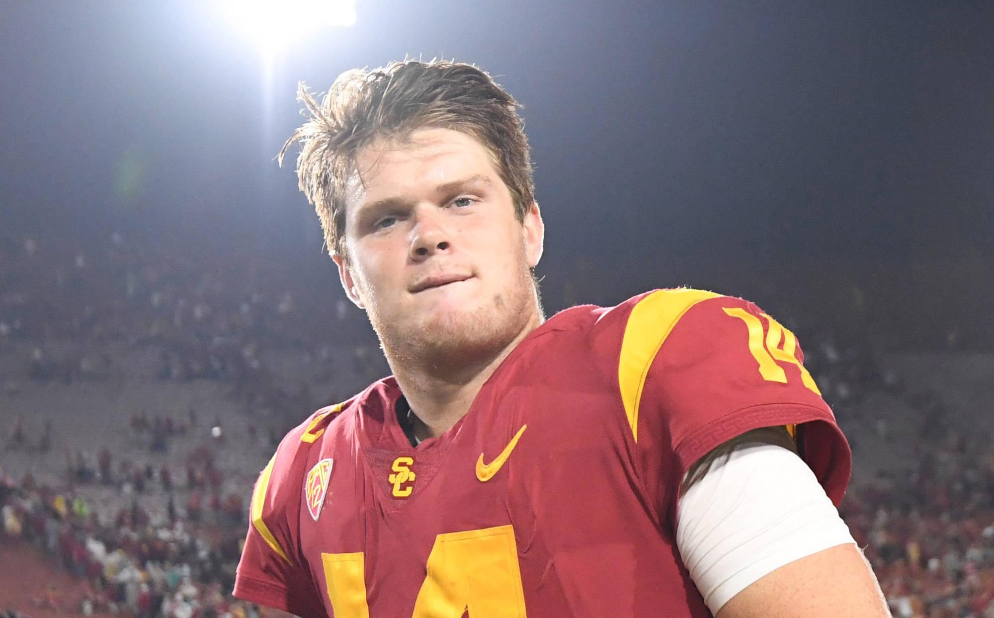 Fan shows off Sam Darnold Jets jersey at USC game