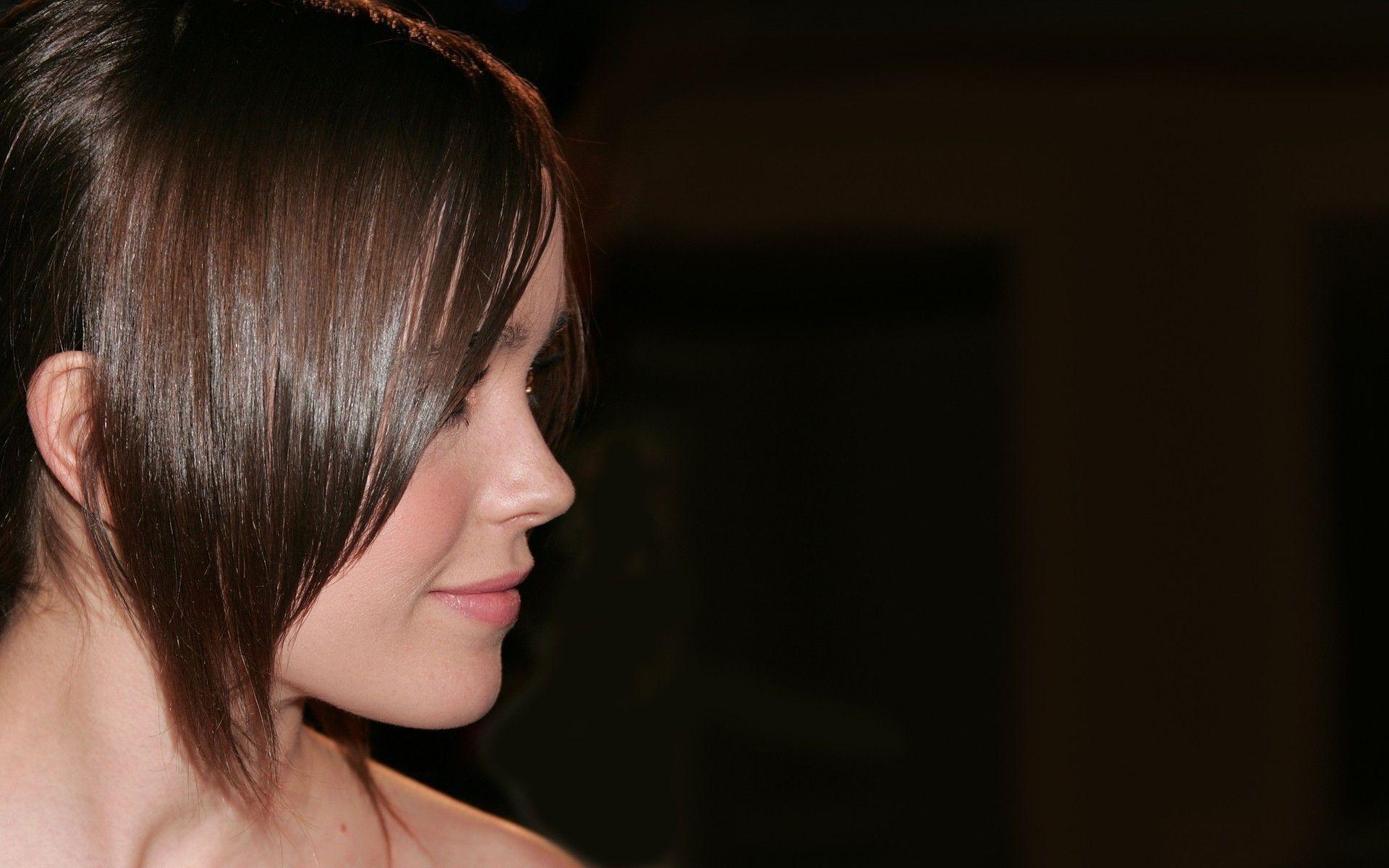 HD Ellen Page Wallpaper