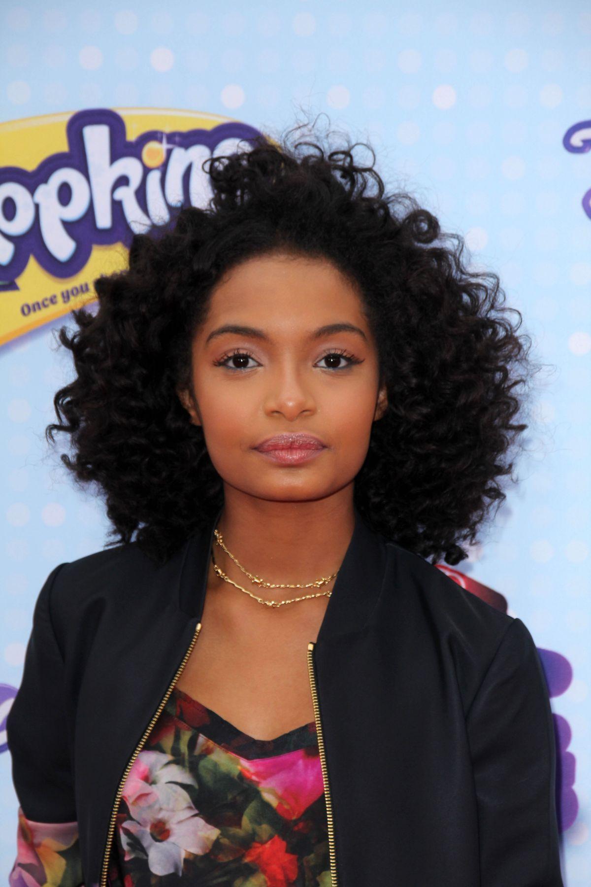 YARA SHAHIDI at 2015 Radio Disney Music Awards in Los Angeles
