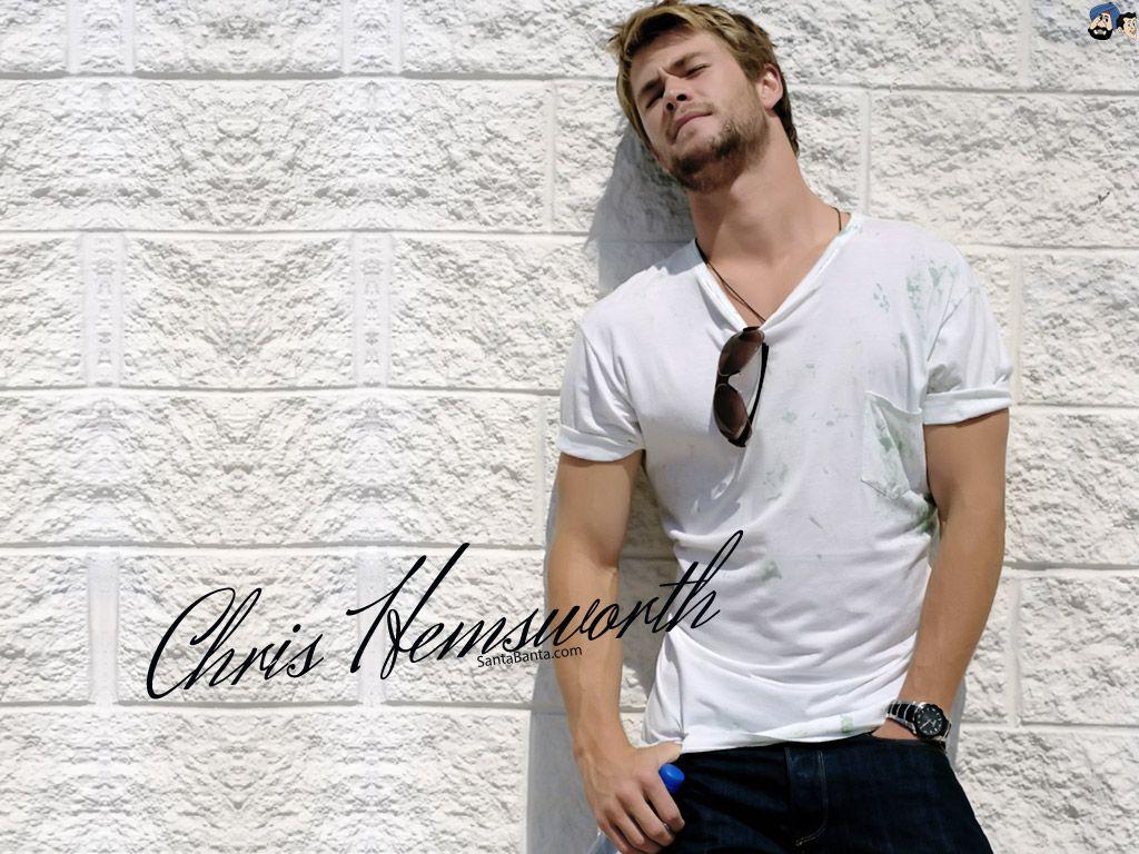 Chris Hemsworth Background (43 Wallpaper)