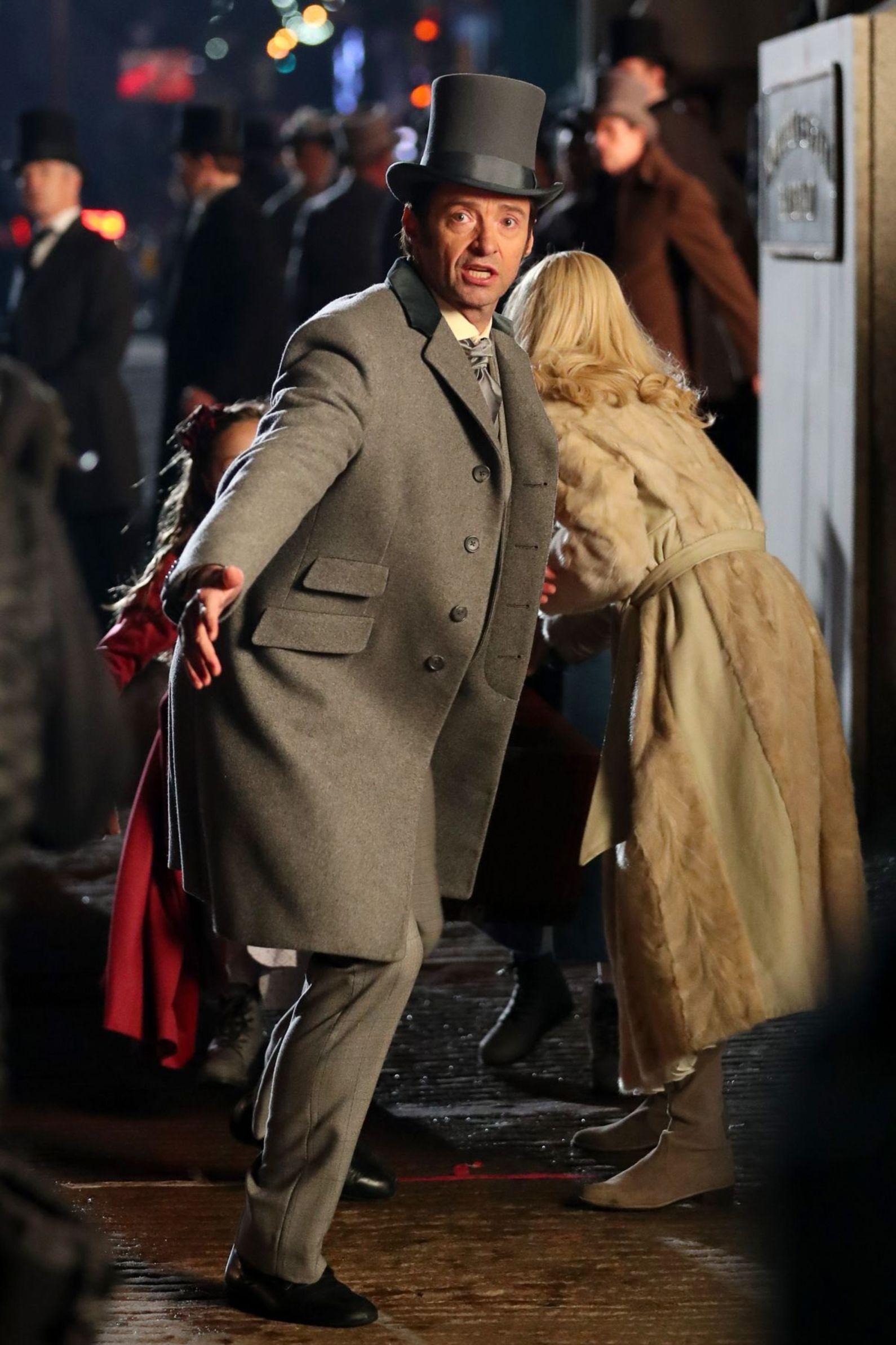 Michelle Williams And Hugh Jackman On The Set Of The Greatest