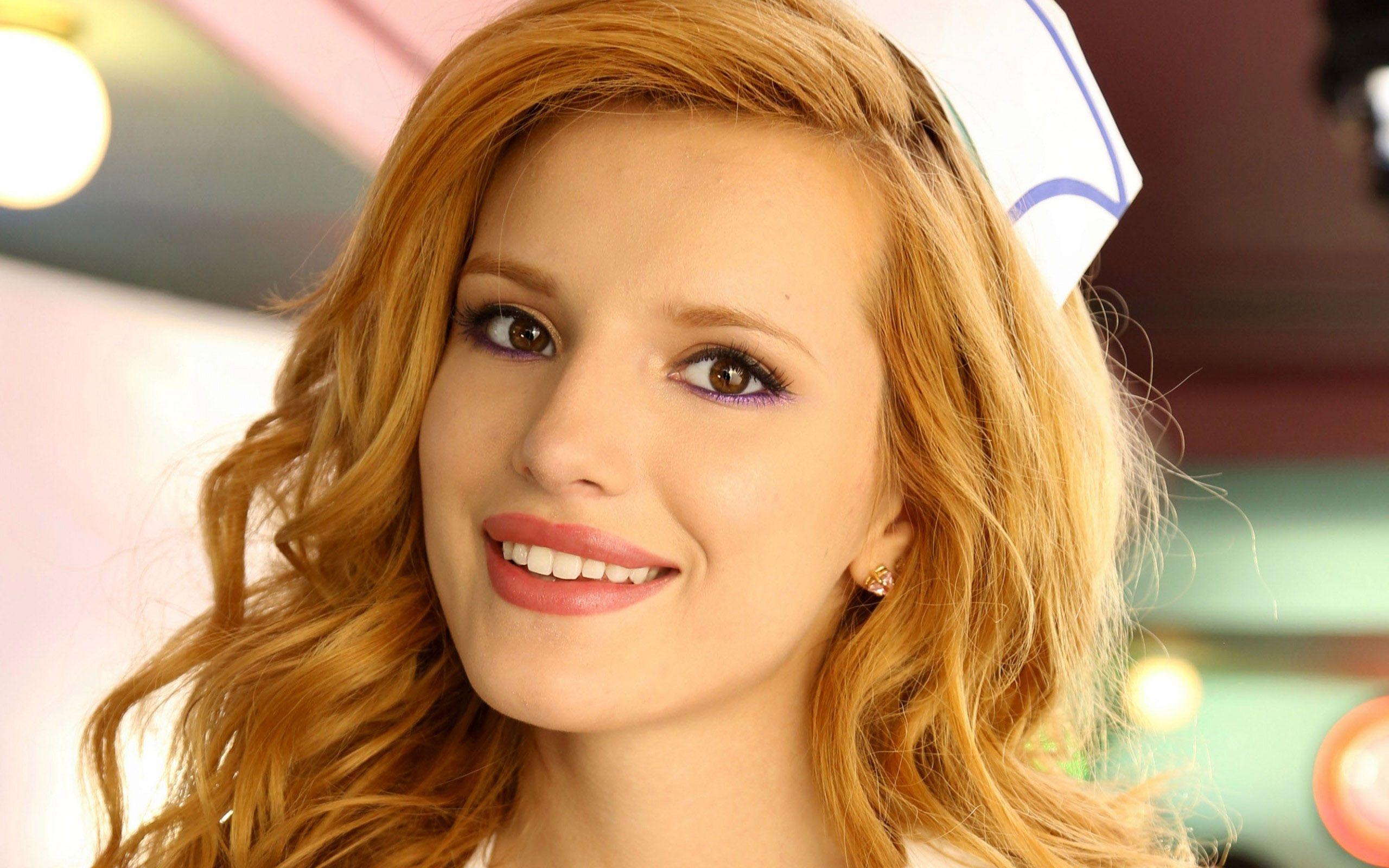 Bella Thorne Wallpaper 2015