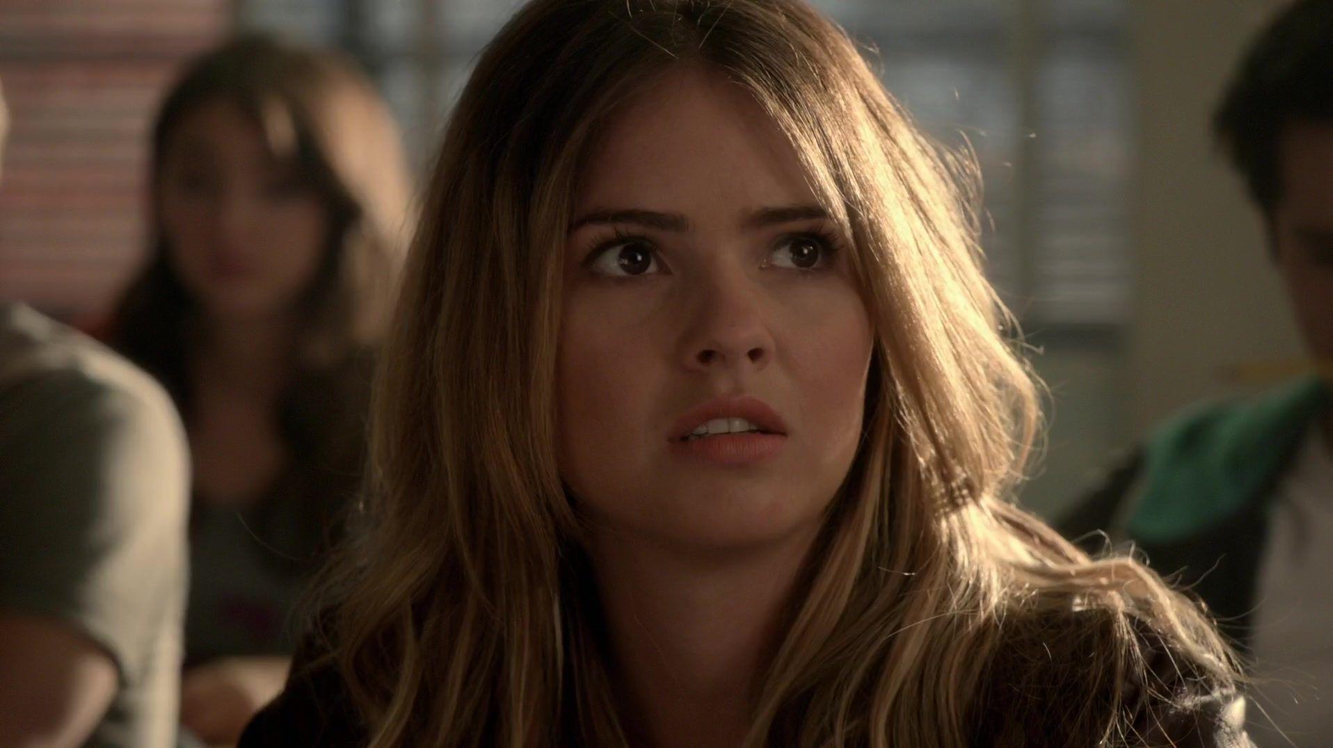 Shelley Hennig Wallpapers - Wallpaper Cave