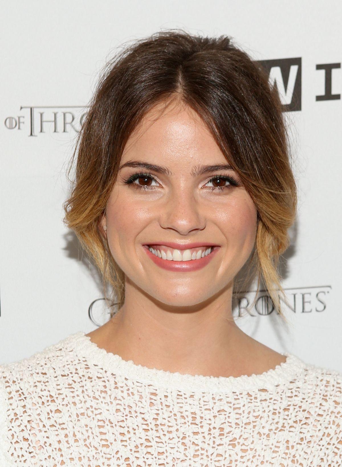 Shelley hennig teen wolf hair