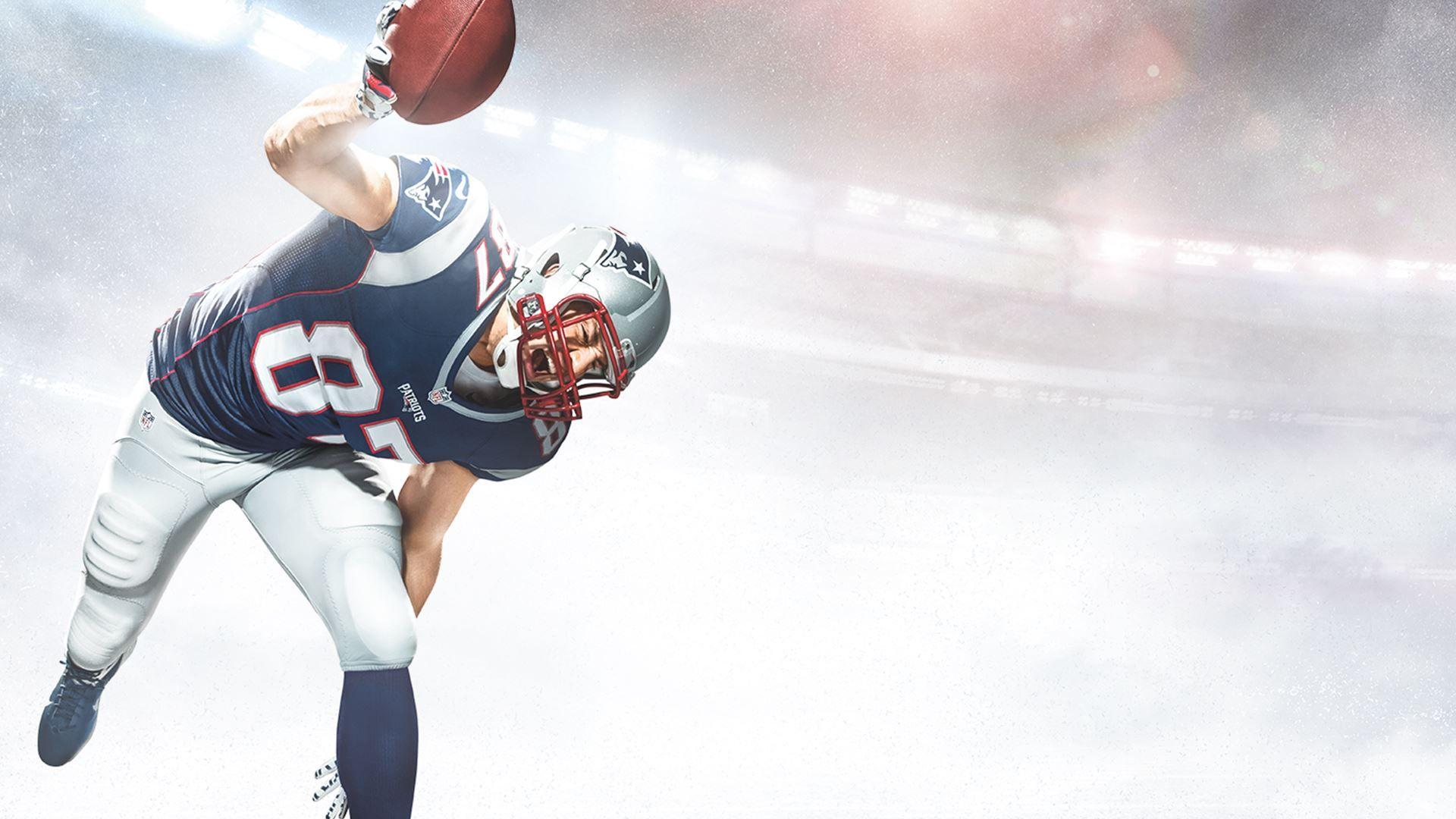 Gronk spikes his way to top of 'Madden NFL 17' tight end rankings
