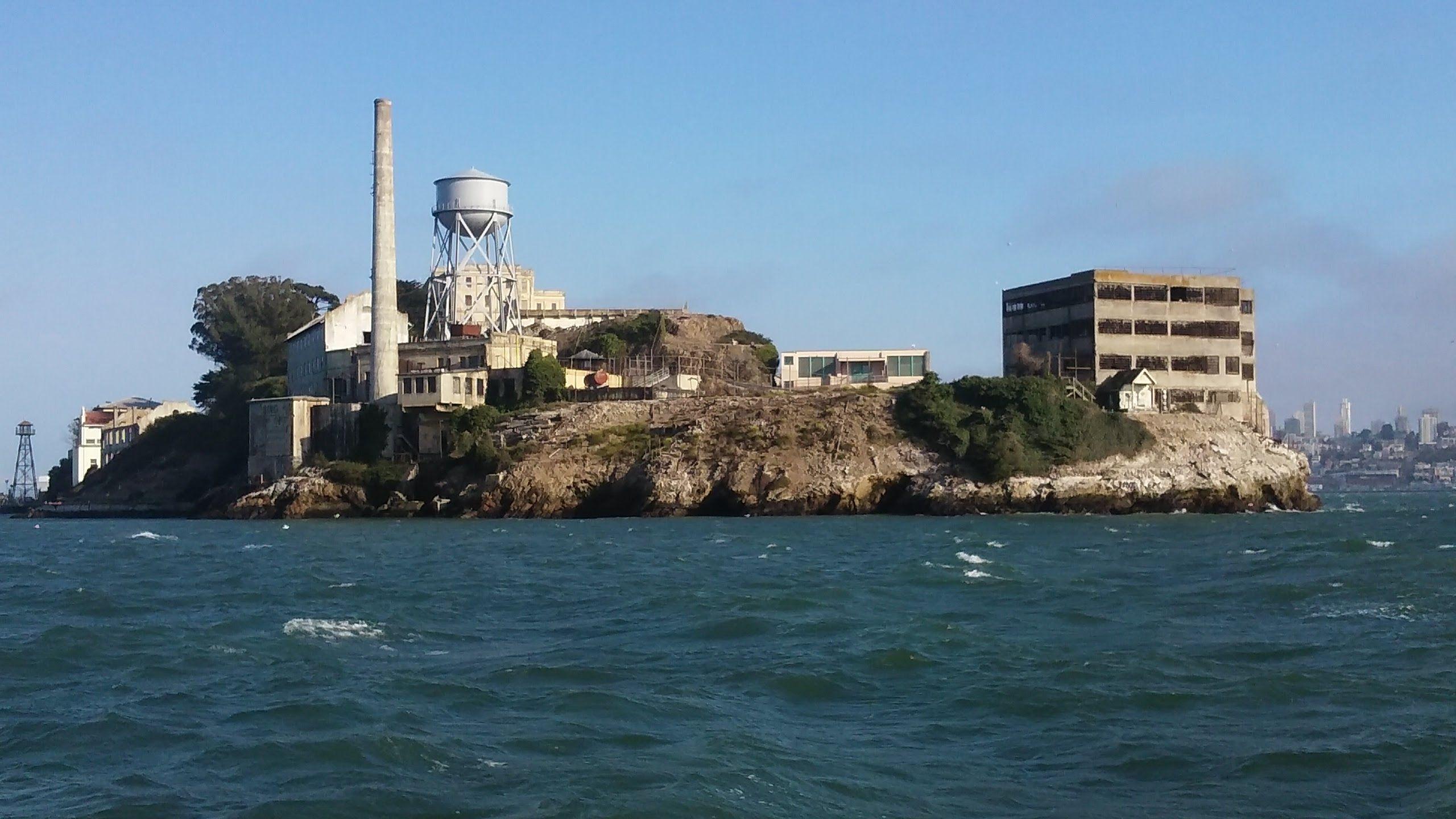 Tour Around Alcatraz Island 2015