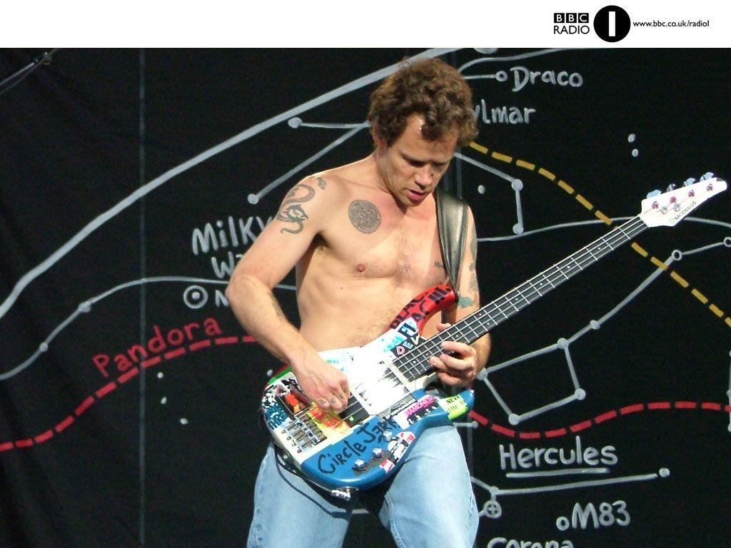 BBC 1 Hot Chili Peppers Park Wallpaper