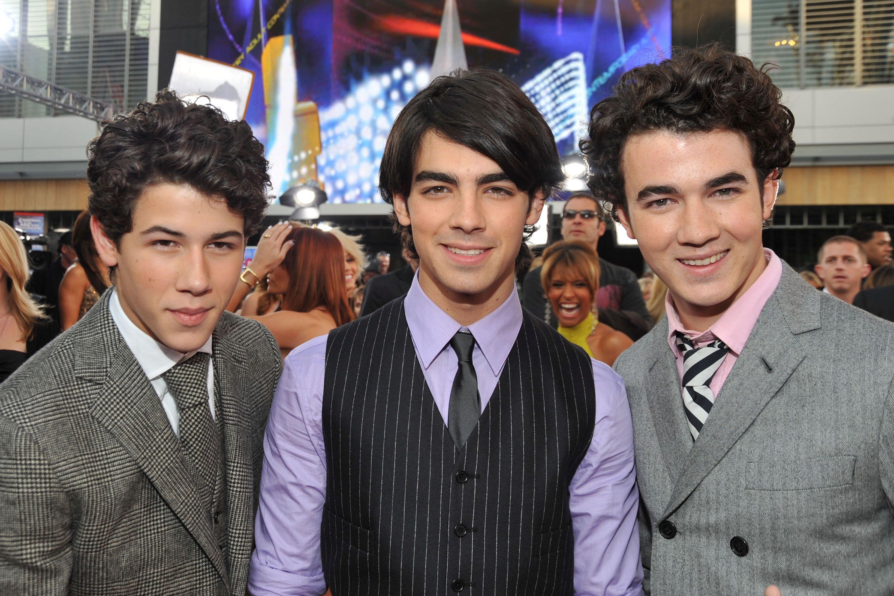 The Jonas Brothers Oscar Appearance!