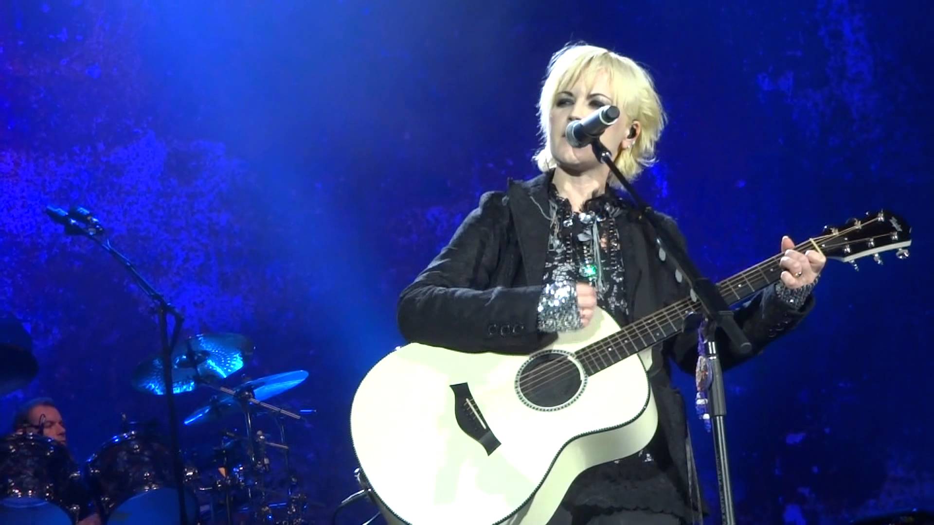 Dolores O’Riordan Wallpapers - Wallpaper Cave