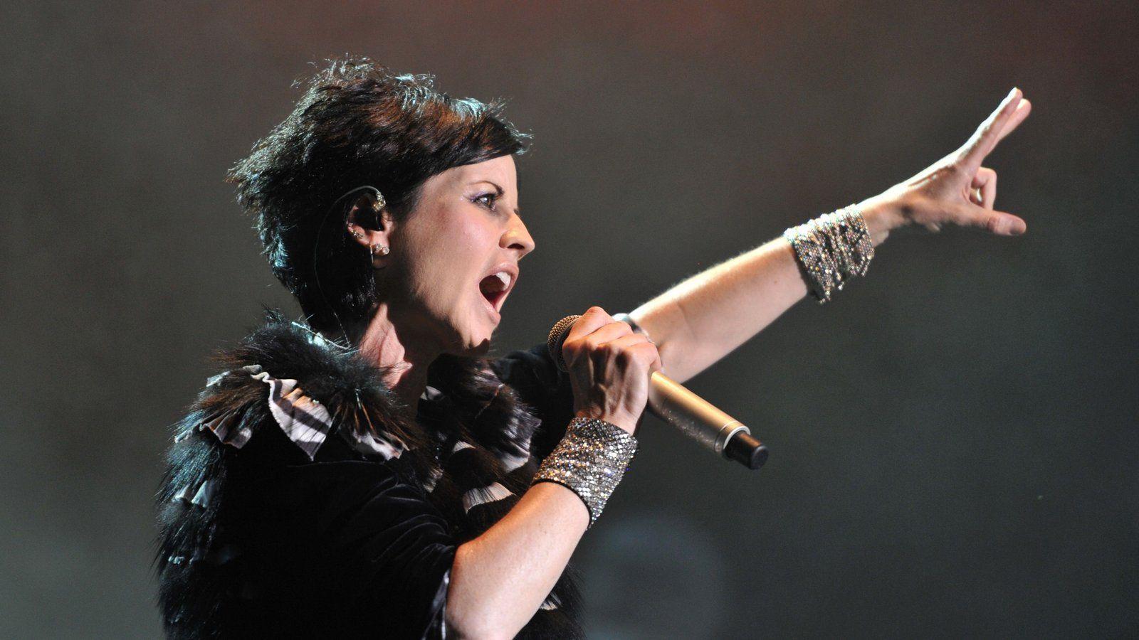 RTÉ News, Dolores O'Riordan, lead singer with The C