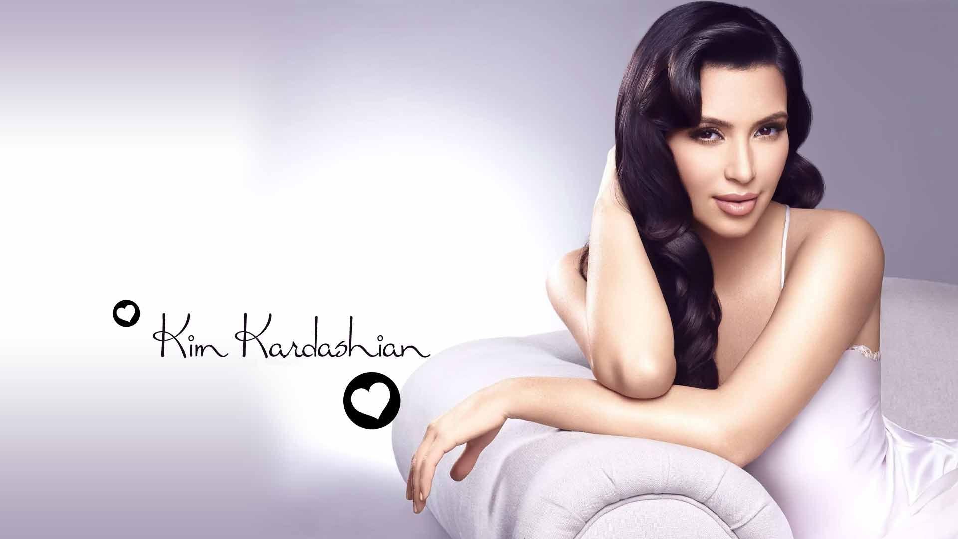 Sweet Kim Kardashian Latest HD Wallpaper Free Download