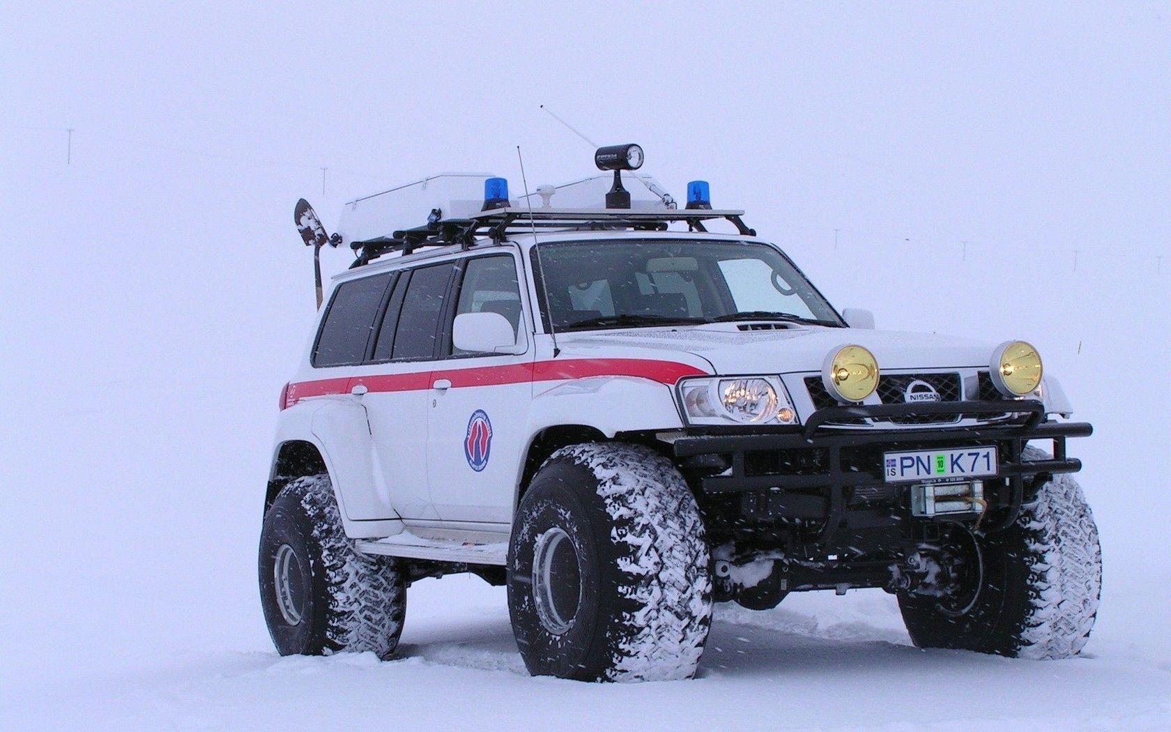 Nissan patrol arctic truck cars snow wallpaper