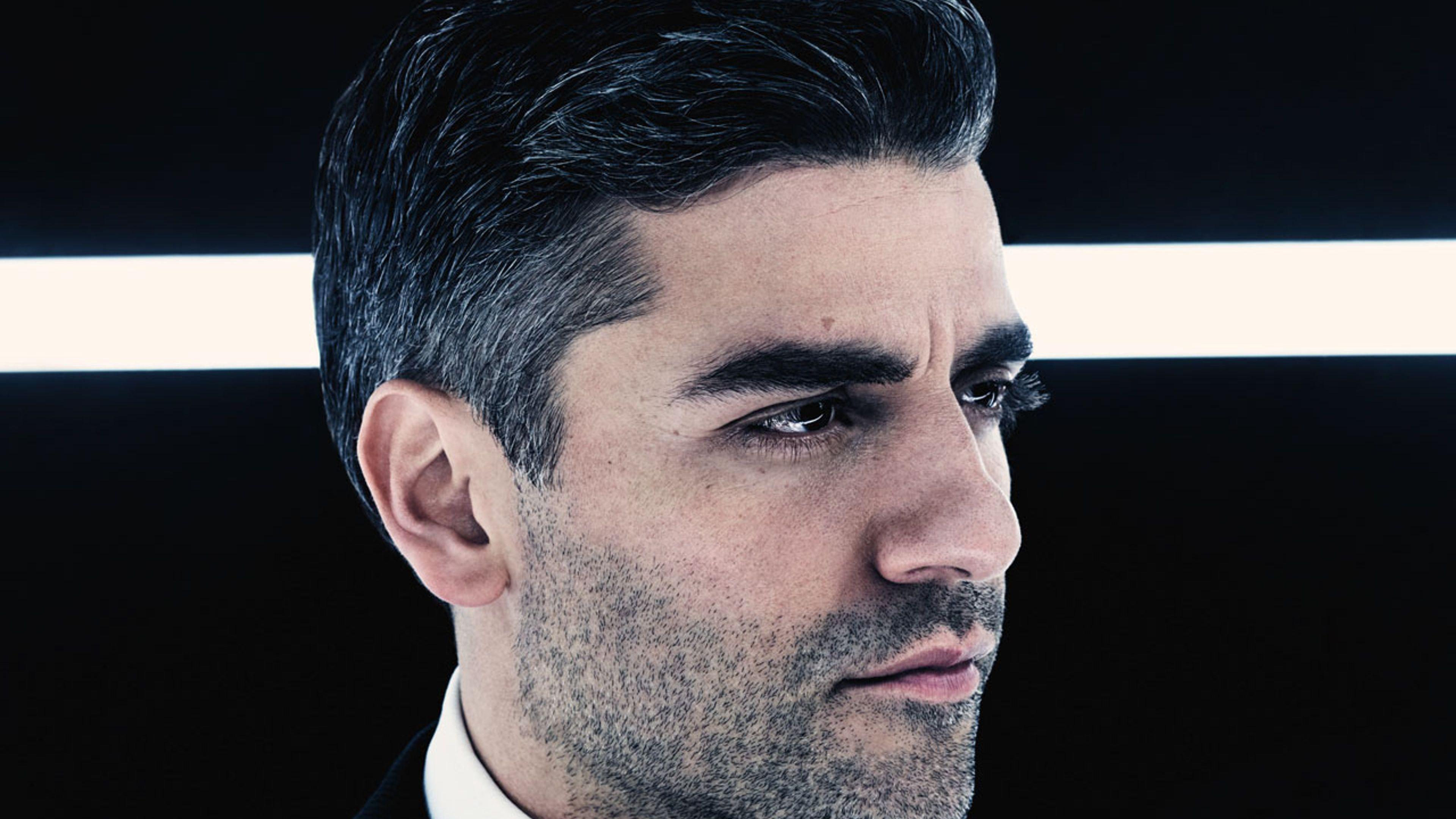 Oscar Isaac As Poe Dameron In British Vogue 2017 4k HD