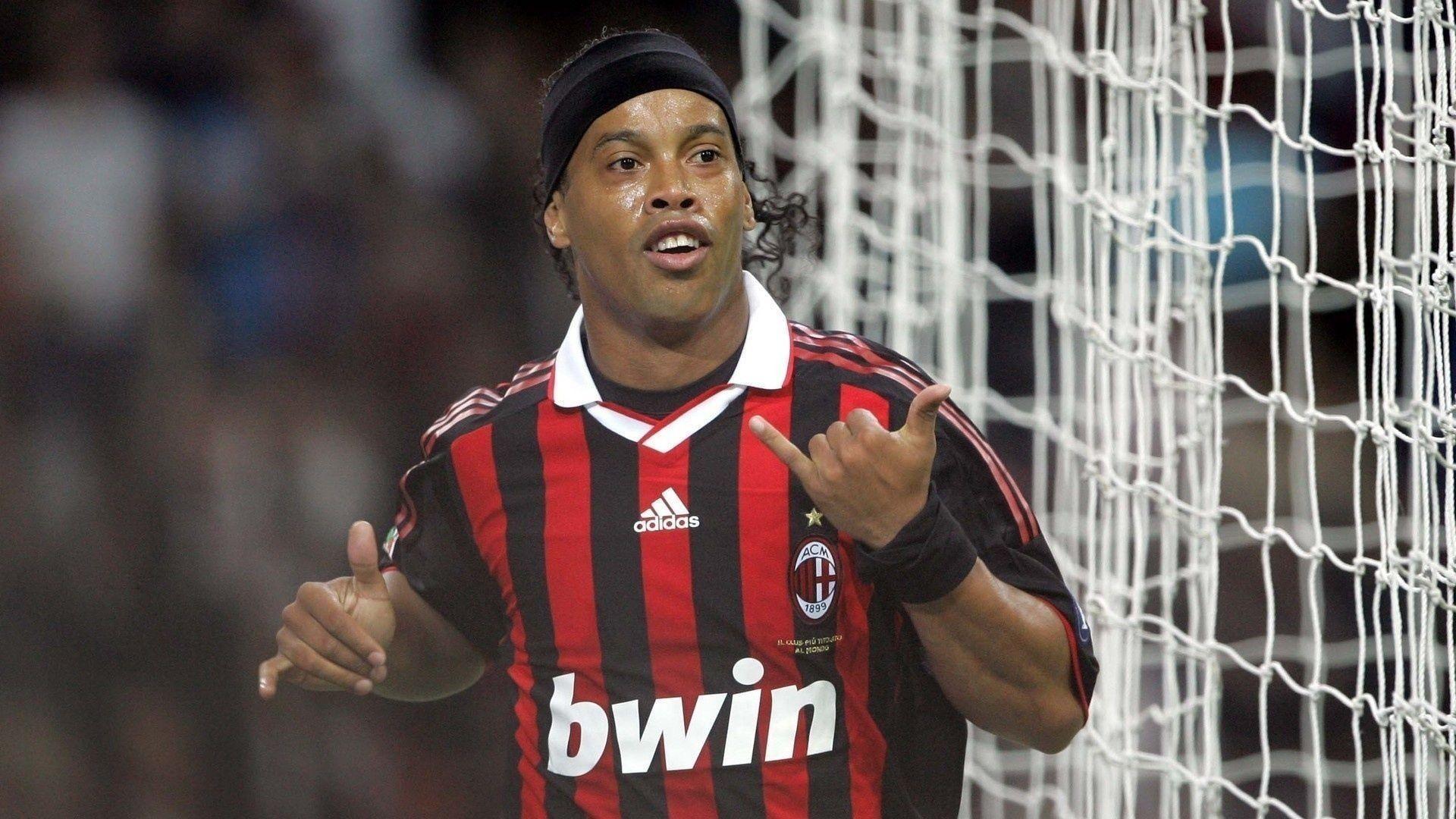 Ronaldinho Wallpaper
