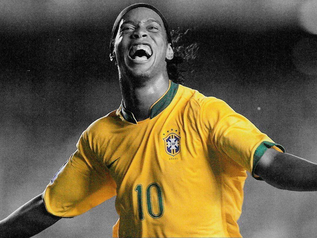 Ronaldinho wallpaperx768
