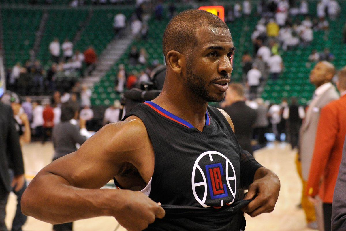 Chris Paul traded to Rockets in blockbuster move before NBA free
