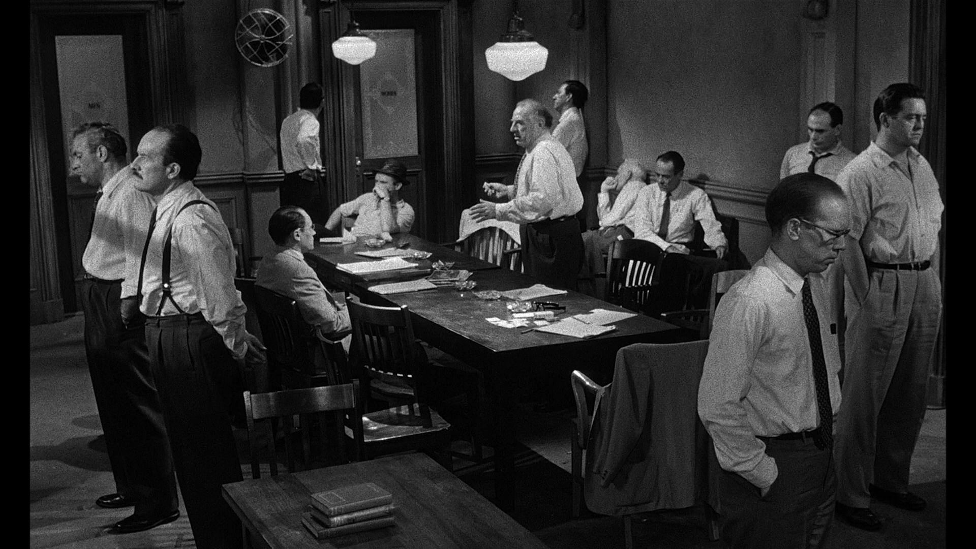 Movies That Everyone Should See: “12 Angry Men” « Fogs' Movie Reviews