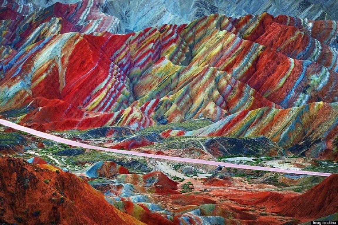 Mountains: RAINBOW MOUNTAINS SANDSTONE MINERALS COLOURED Dual