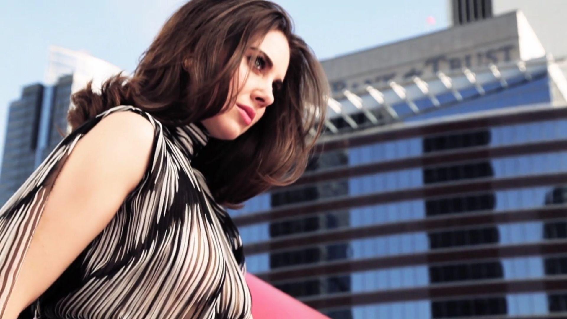 Alison Brie wallpaper High Resolution and Quality Download