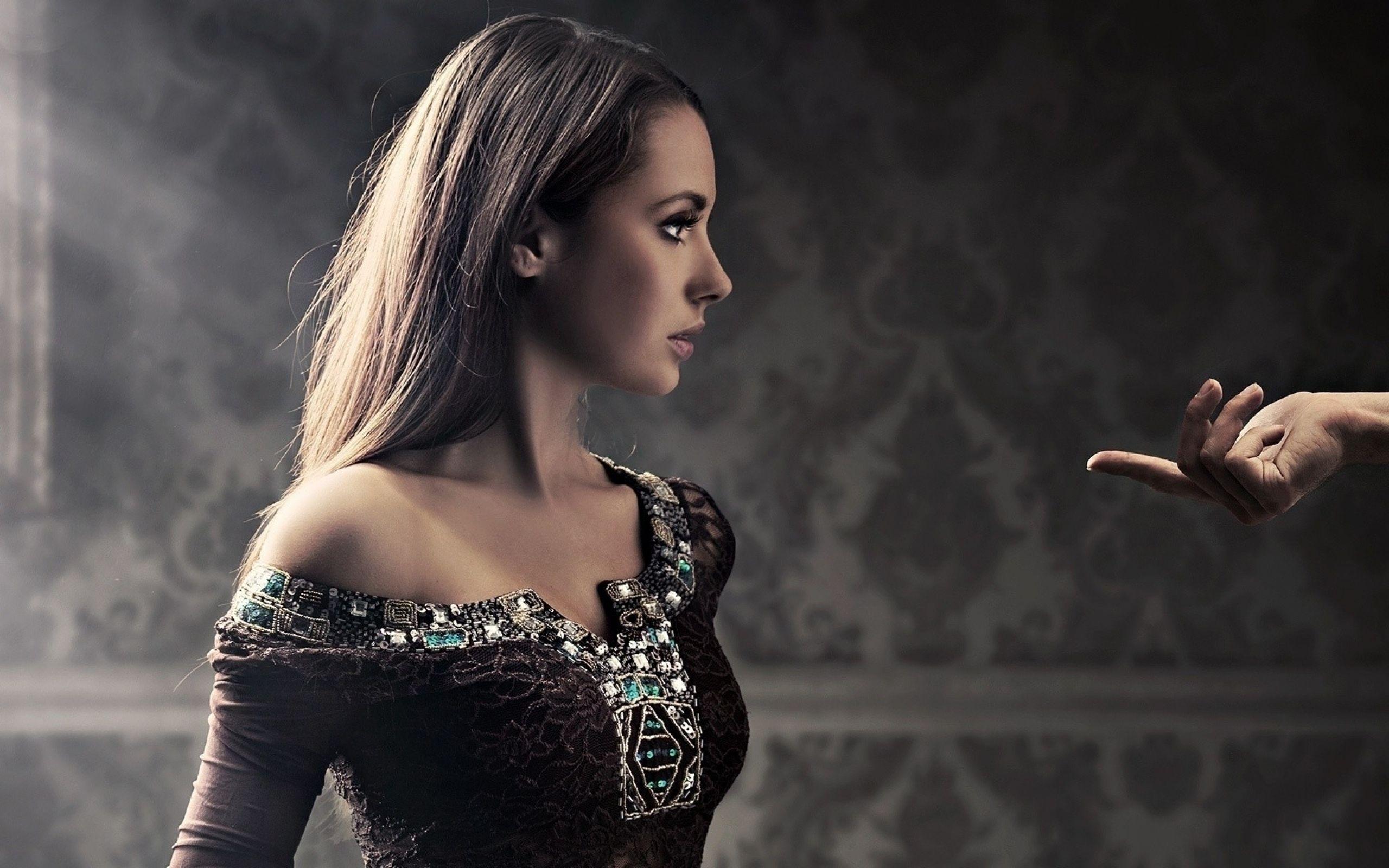 Alison Brie Wallpaper 41728 2560x1600 px