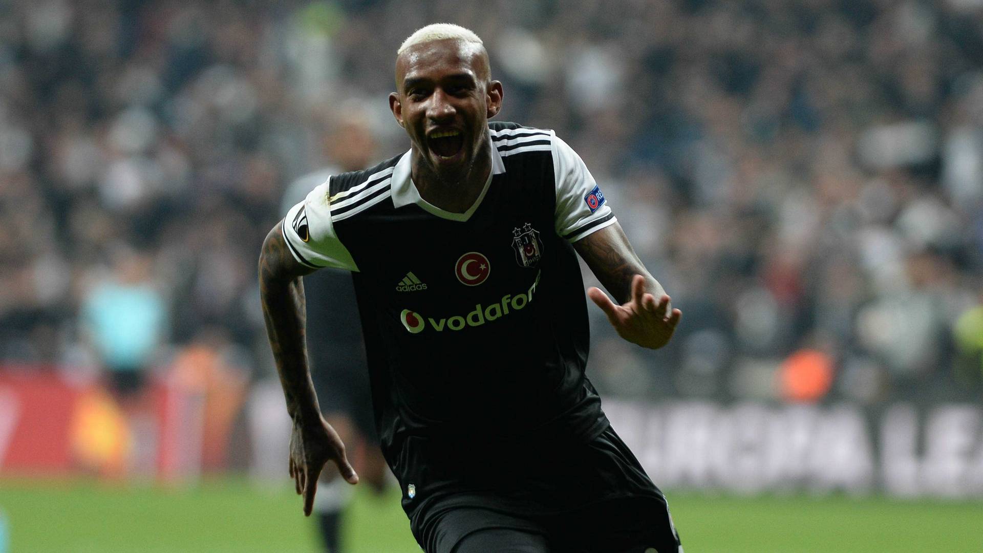 Beşiktaş Talisca'nın lisans sorununu çözdü! Talisca Antalyaspor