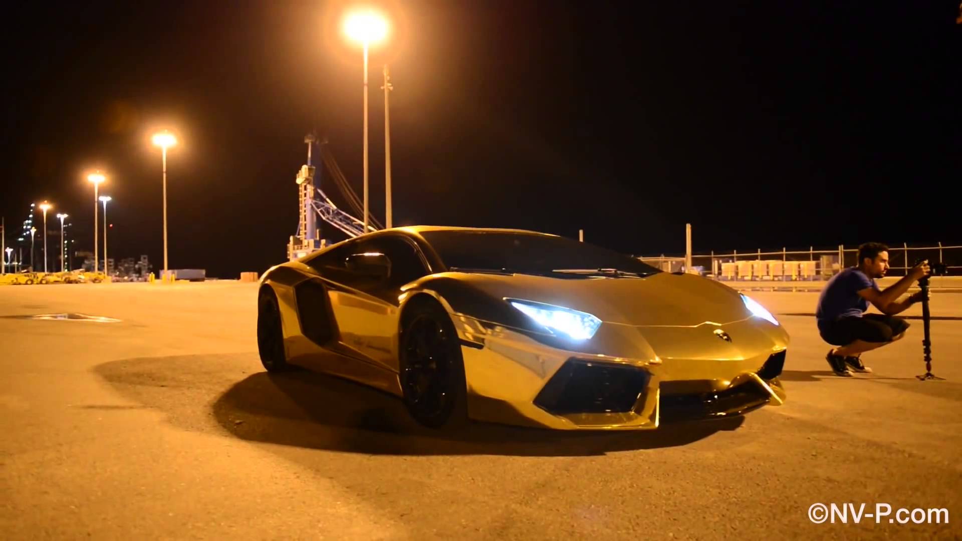Lamborghini in Gold