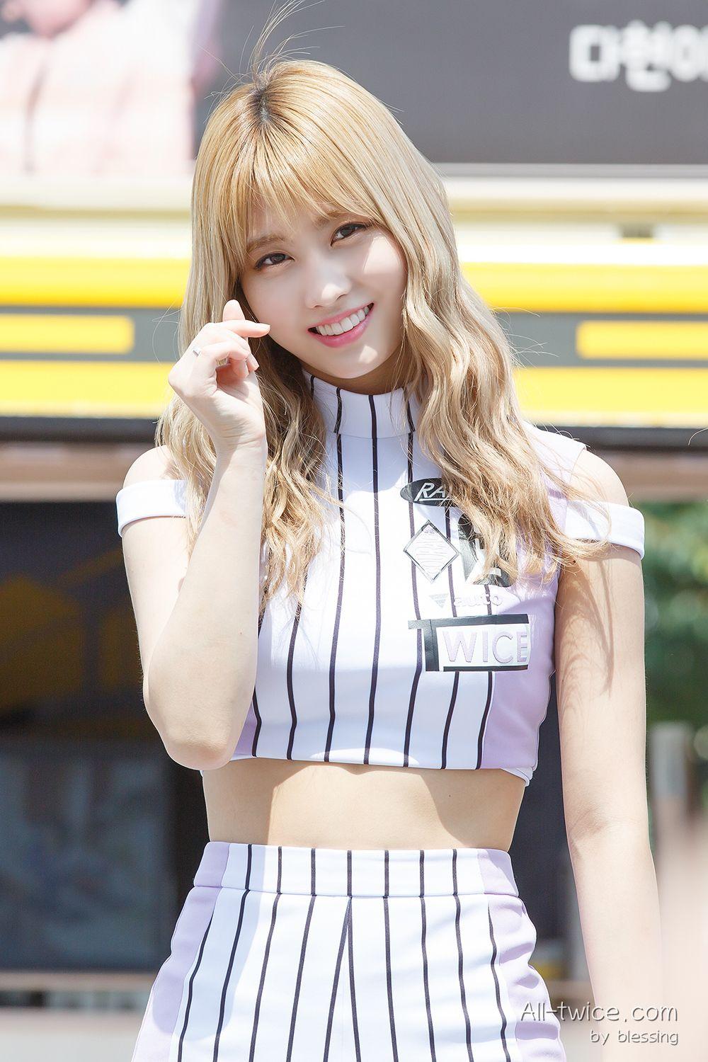 Hirai Momo Android IPhone Wallpaper KPOP Image