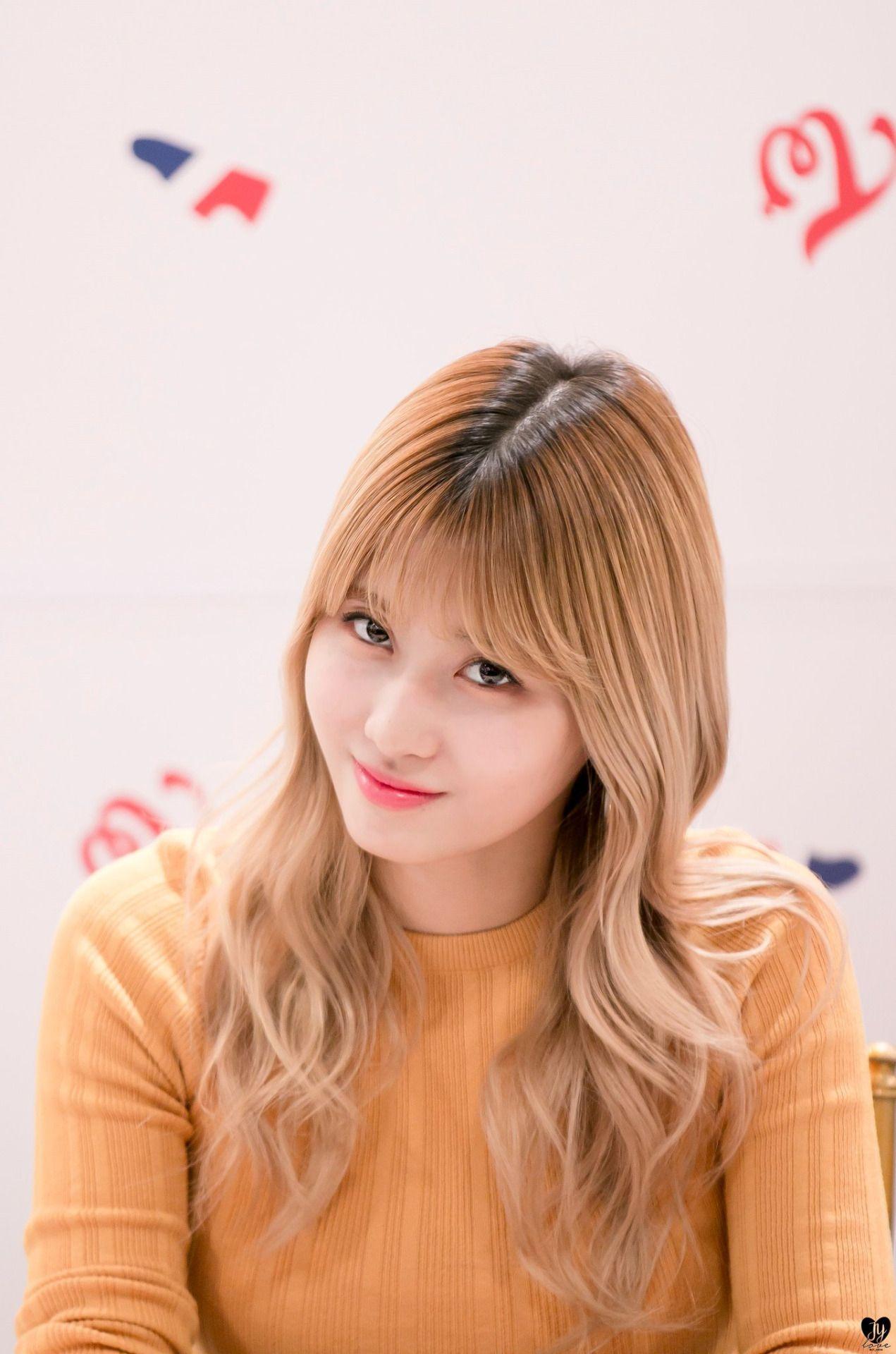 Momo Twice Wallpapers - Wallpaper Cave