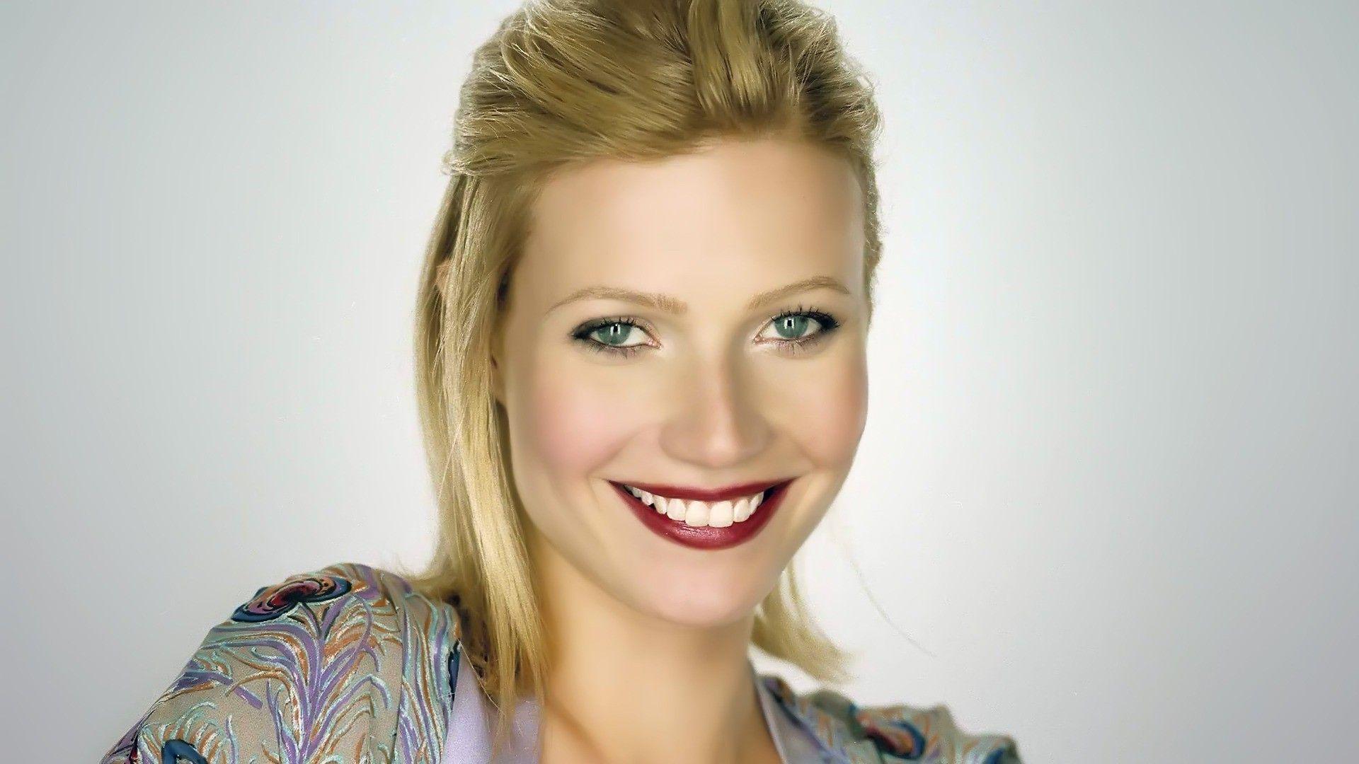 Gwyneth Paltrow wallpaperx1080