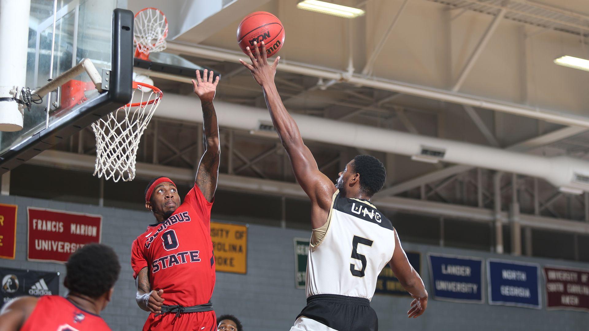 Columbus State Slips By No. 21 Men's Basketball