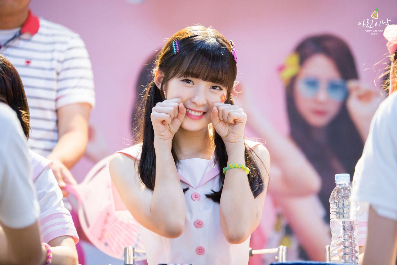 Oh My Girl's maknae Arin charms fans with adorableness