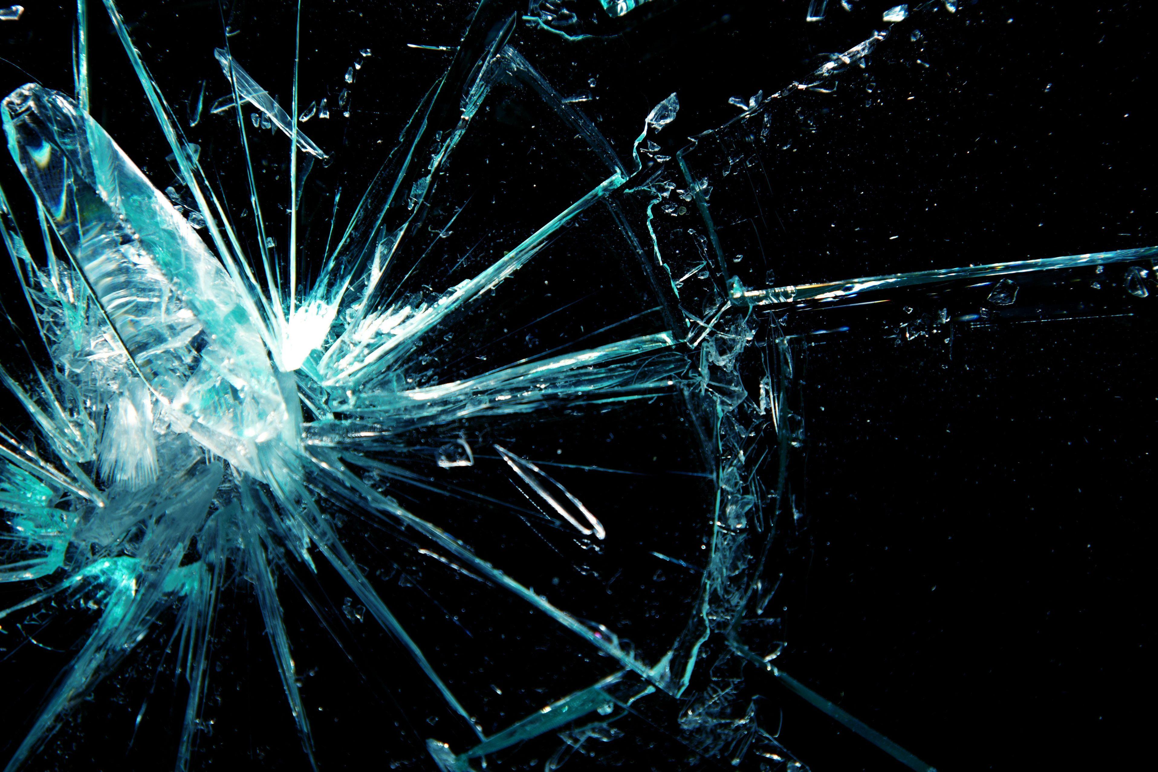 Cracked Glass Wallpapers - Wallpaper Cave