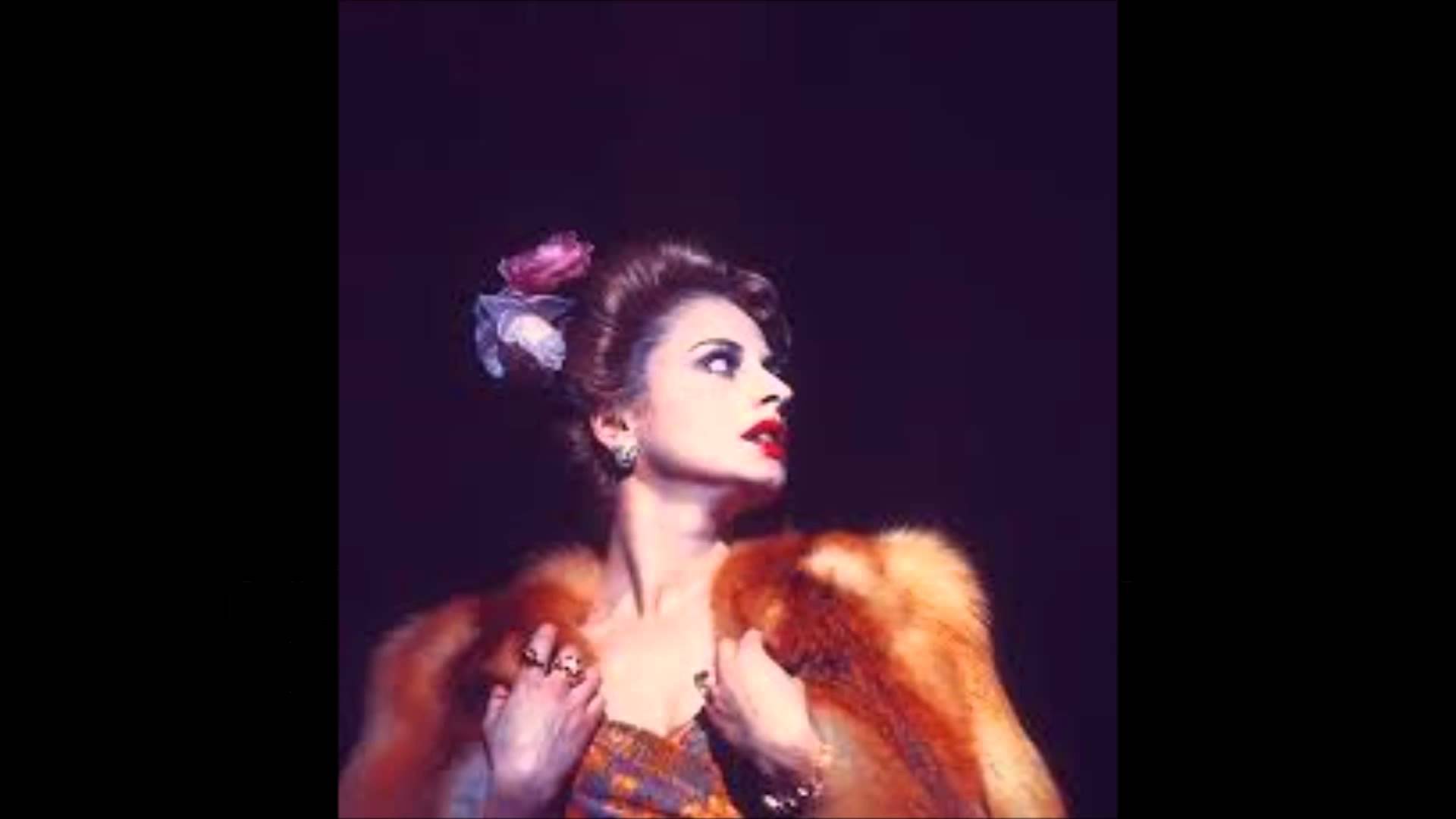 Evita Dont Cry for Me Argentina- PATTI LUPONE