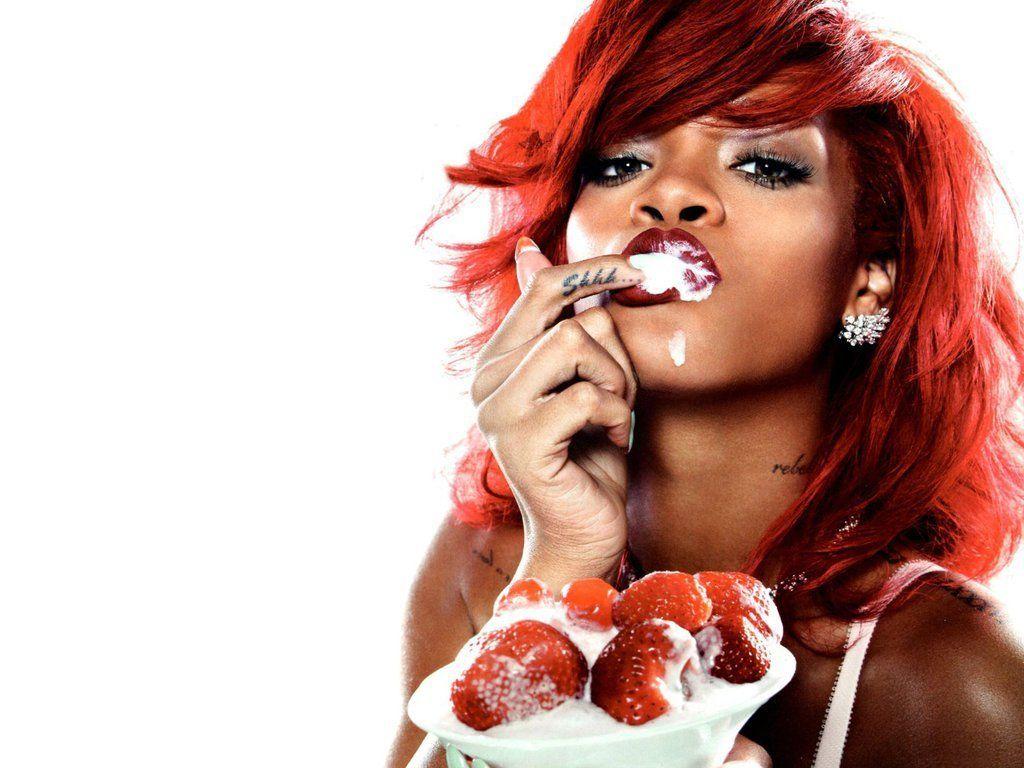 Rihanna Wallpaper (24)