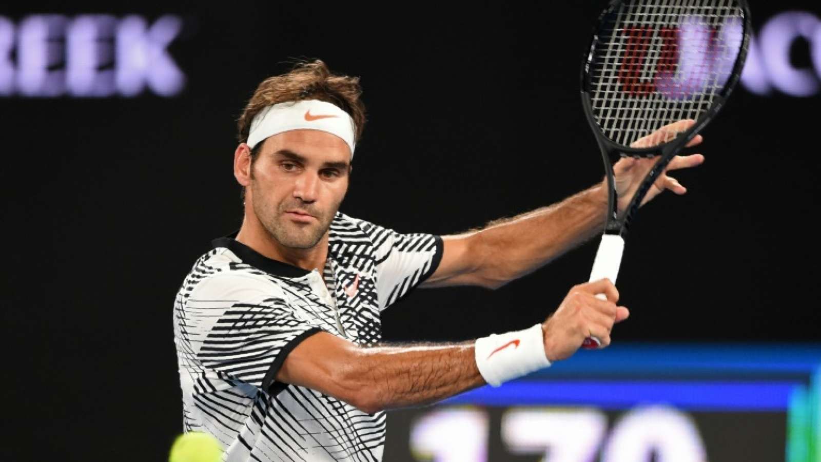 Welcome To Sircum Cloud: Australian Open: Returning Federer basks